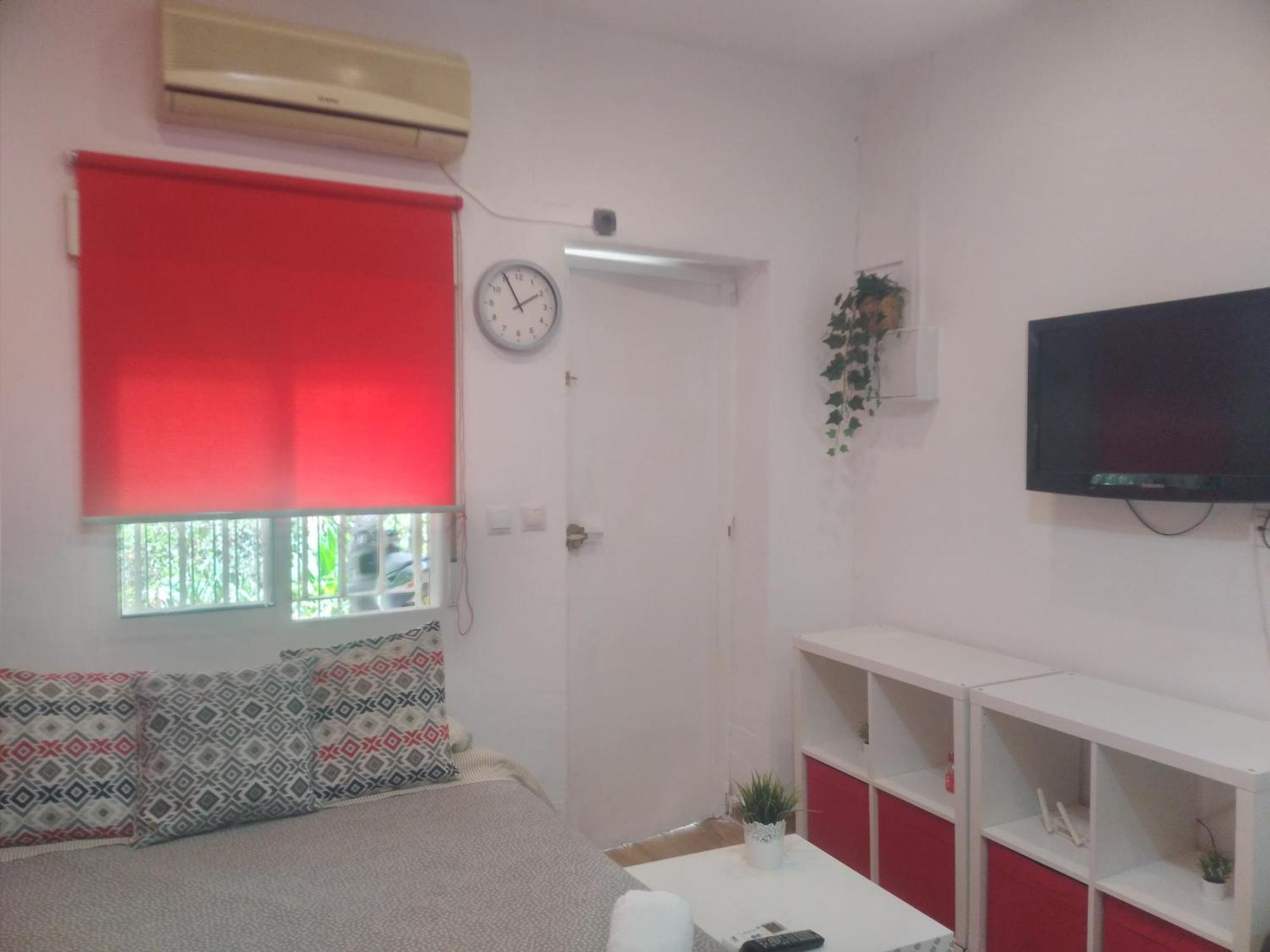 Apartment Estudio Cerca Del Carrefour Rosaleda *