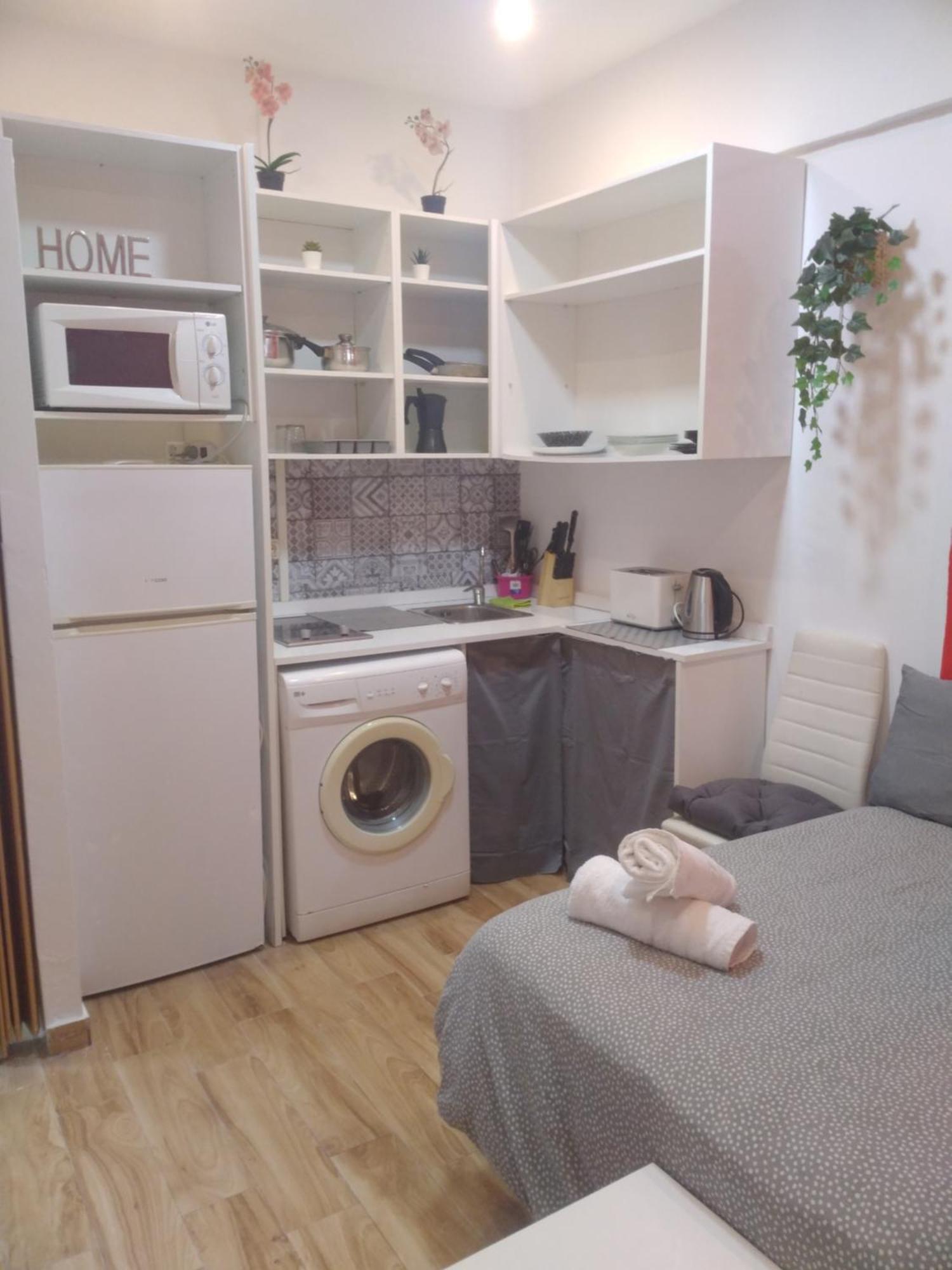 Estudio Cerca Del Carrefour Rosaleda Málaga
