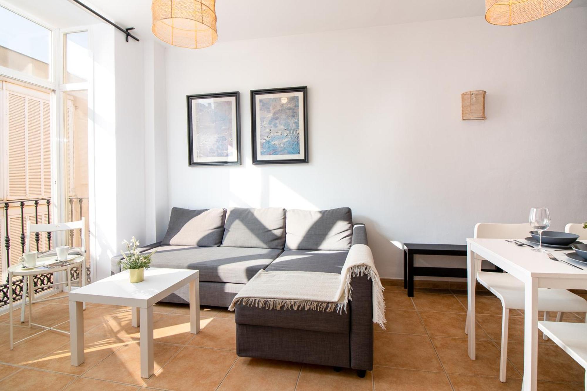 Center Flat. Center Train Station Apartment Malaga