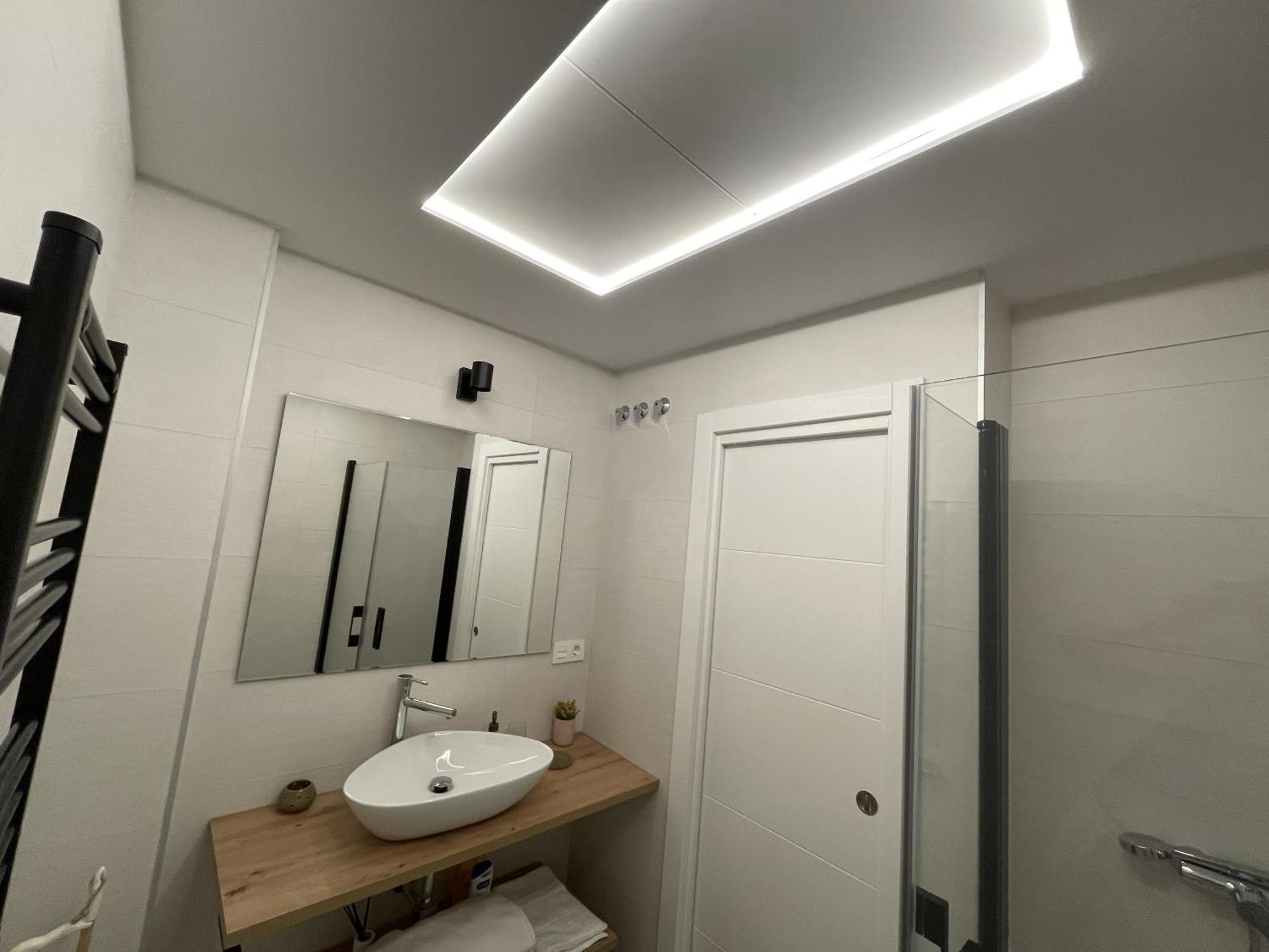 Sdb Lagunillas Apartment