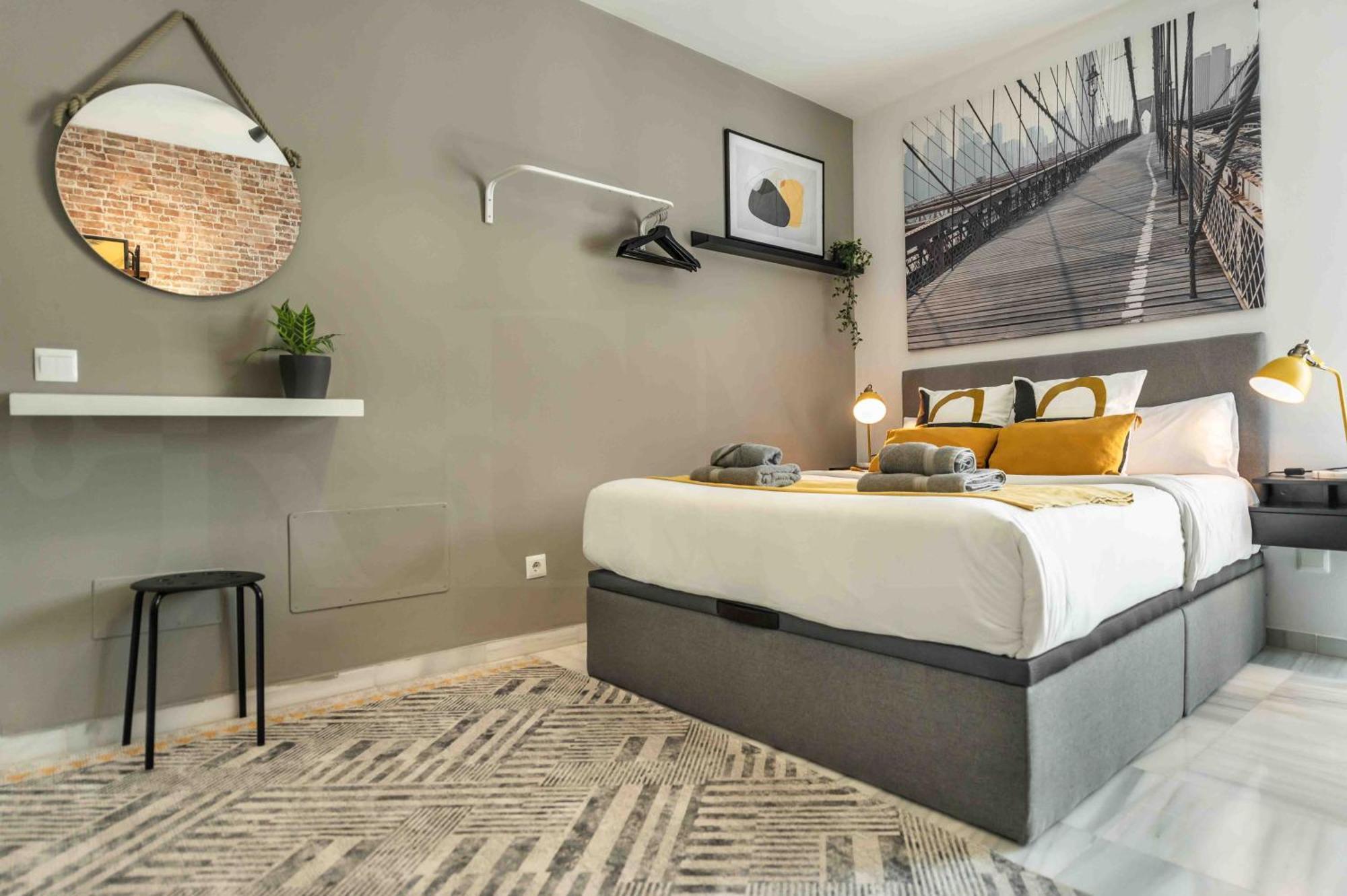 Modern With Private Rooftop Terrace By Rems *