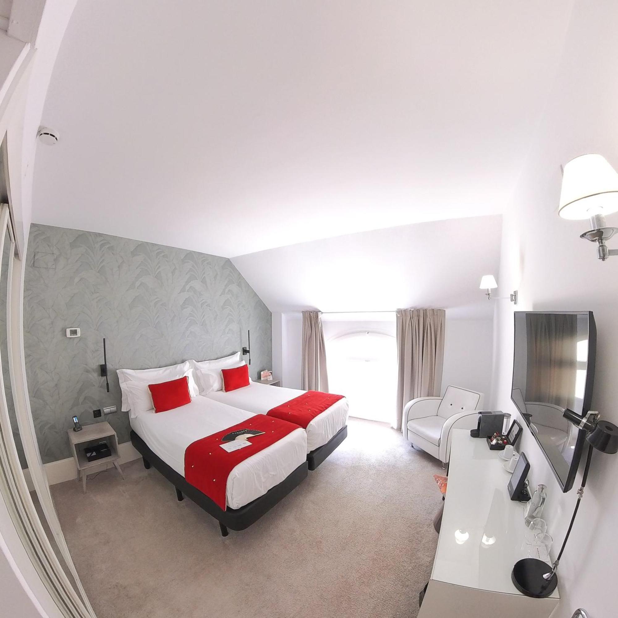 Mariposa Hotel 4*