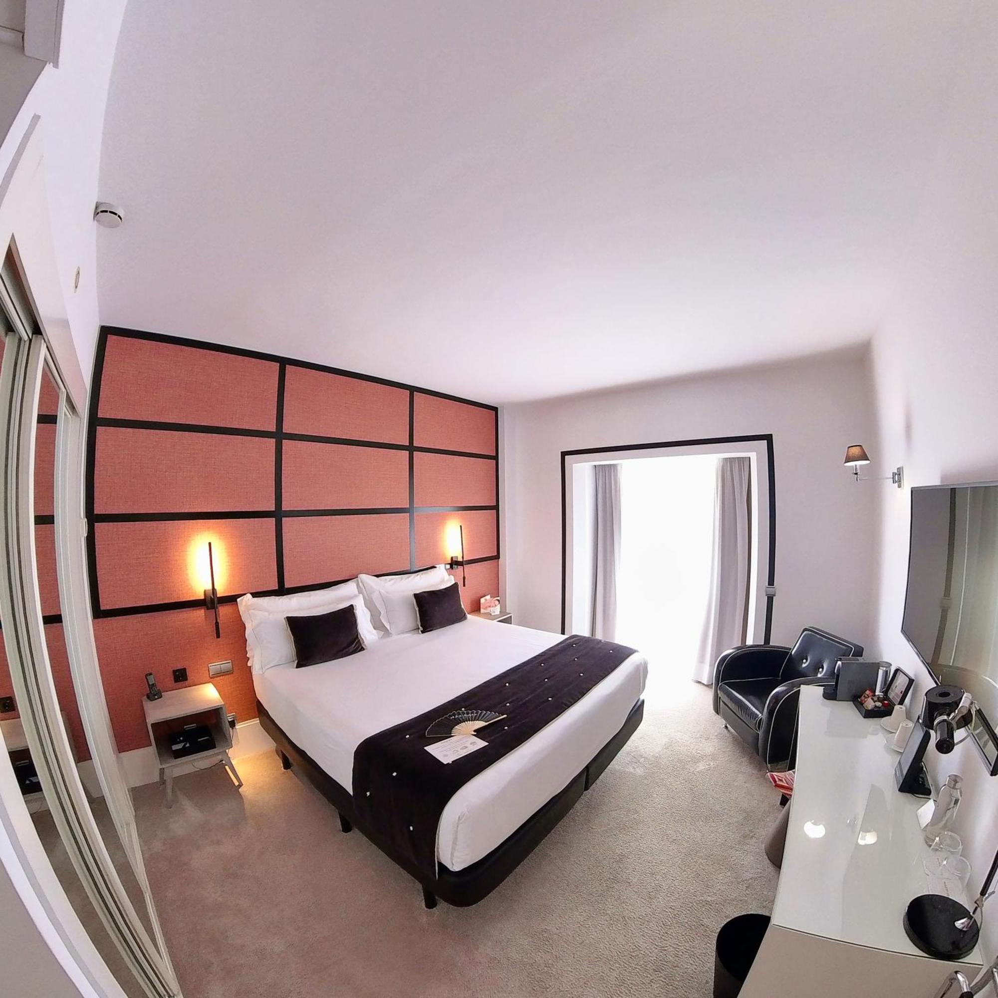 Hotel Mariposa 4*