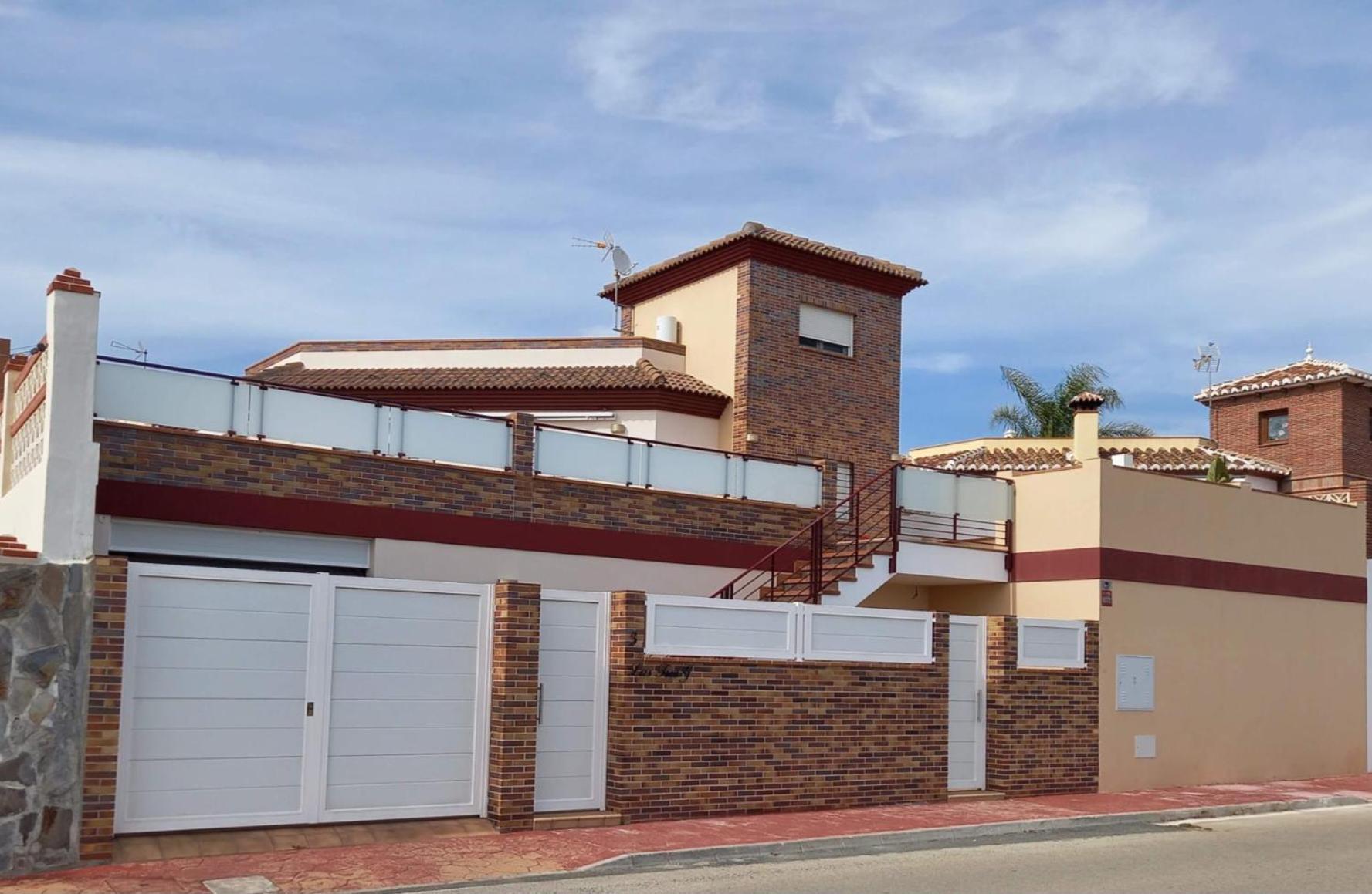 Villa Tres J