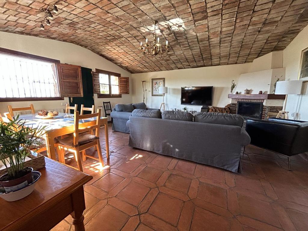 Holiday home Cupiana Piscina Privada
