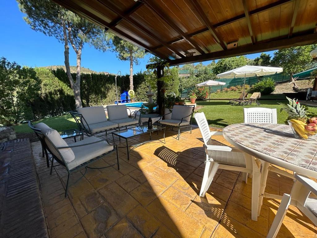 Cupiana Piscina Privada Malaga