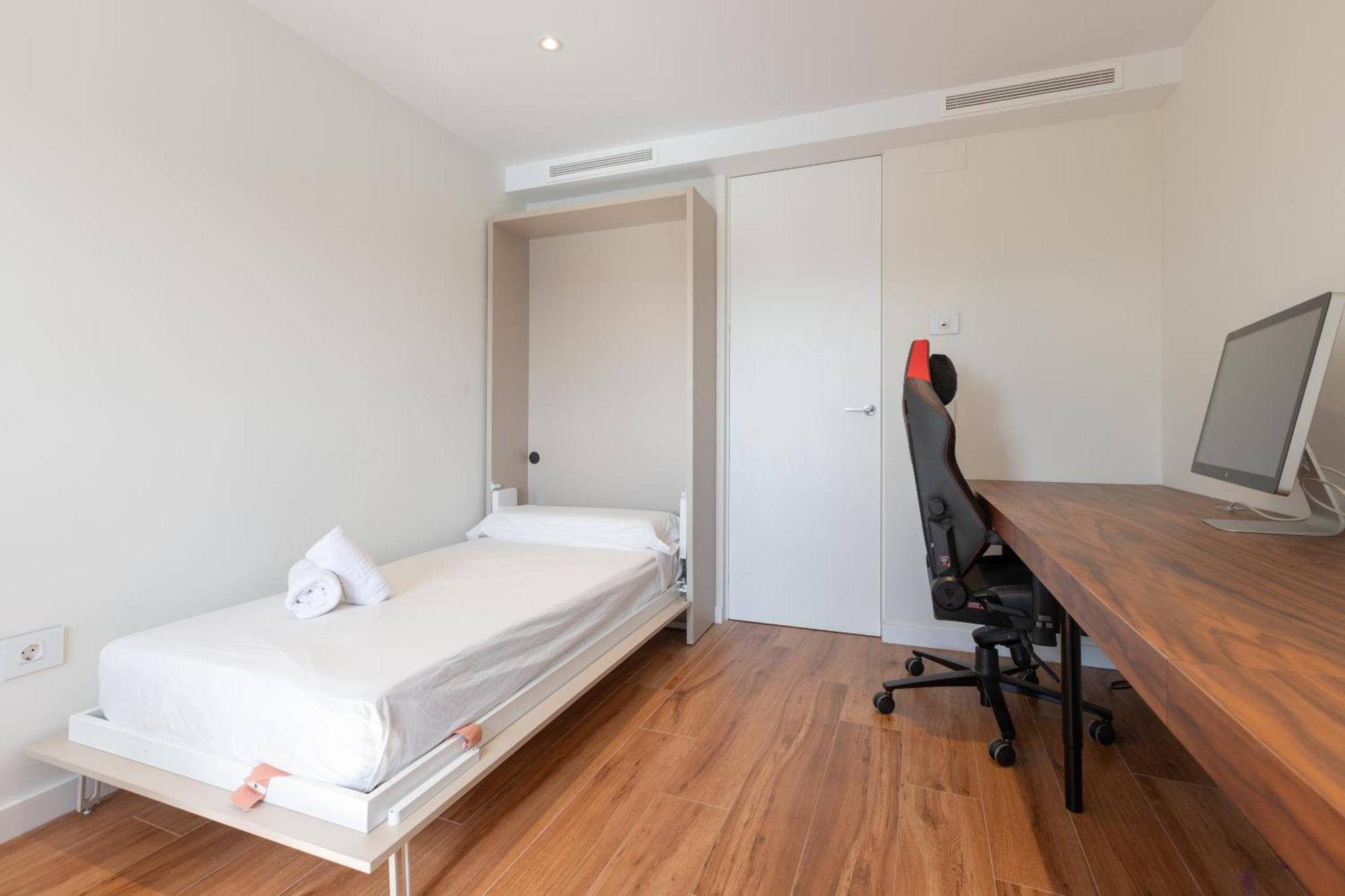 Luxury Beach/port Apartment Malaga