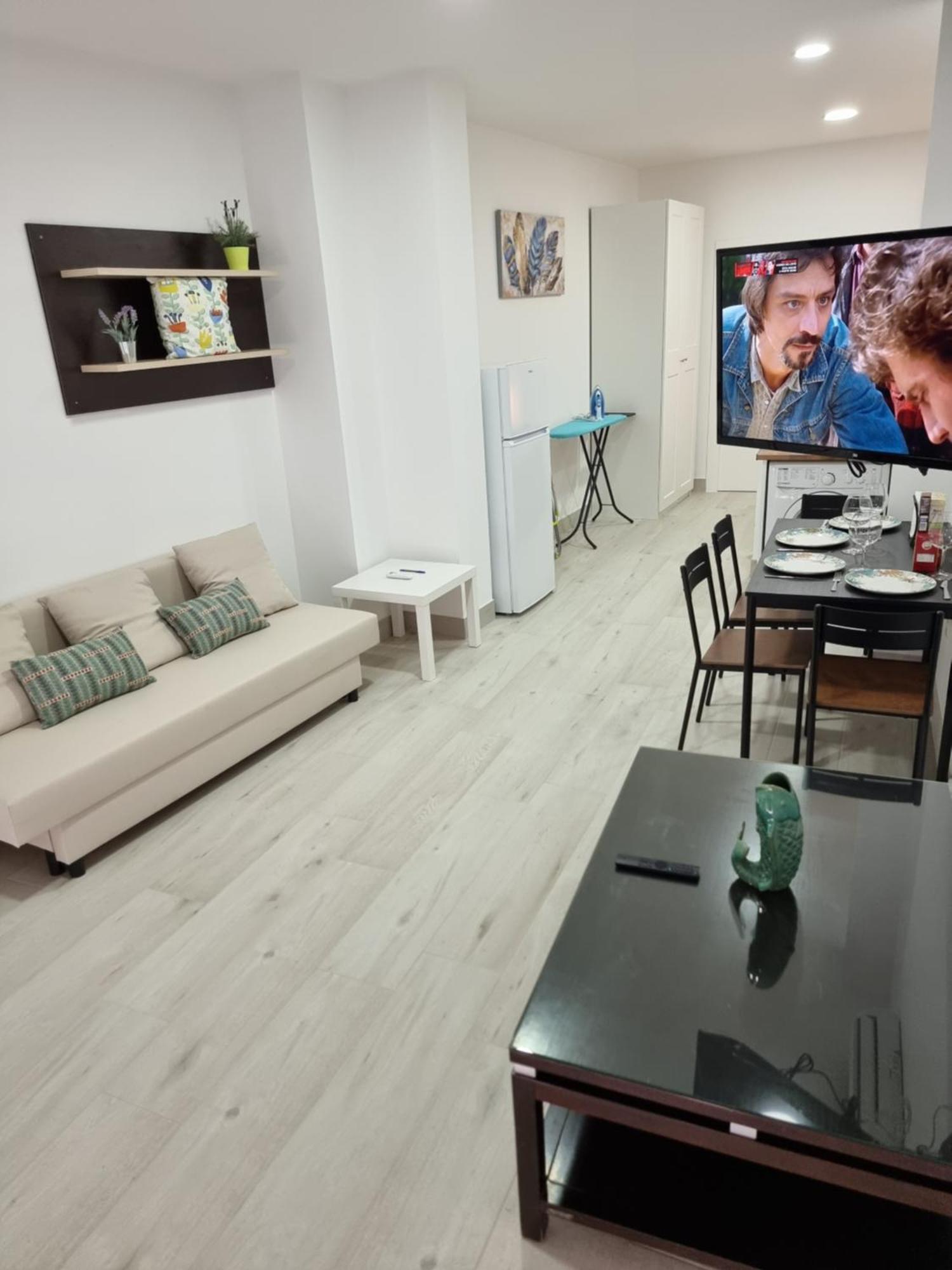 Zanca Center Free Luggage Storage Apartment