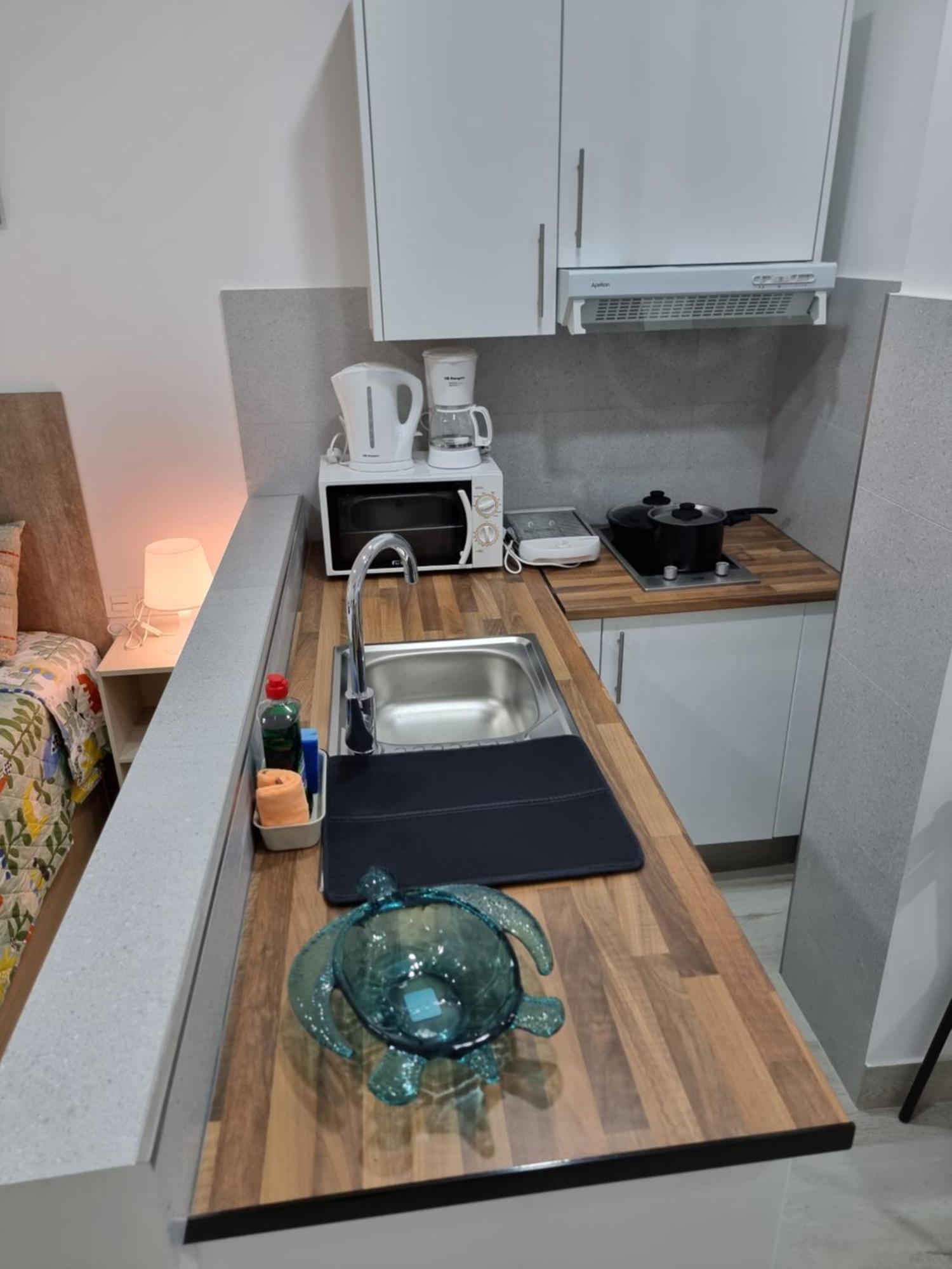 Zanca Center Free Luggage Storage Apartment