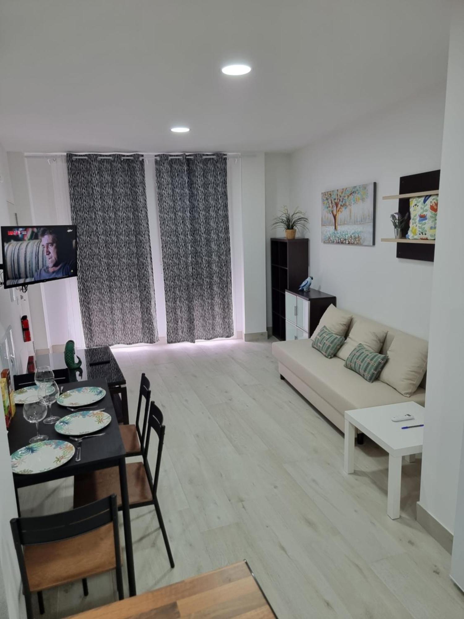 Zanca Center Free Luggage Storage Apartment *