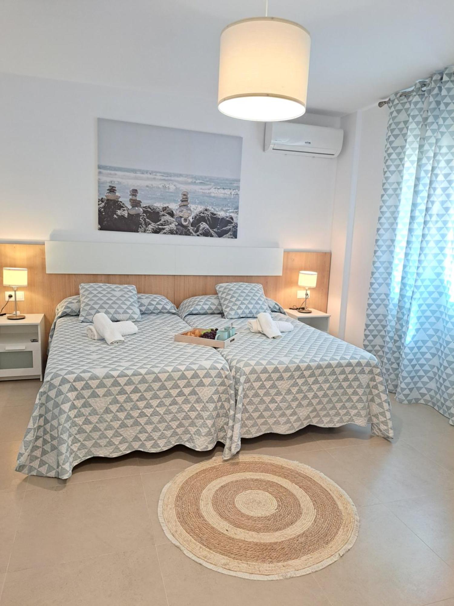 Tres J Villa Malaga