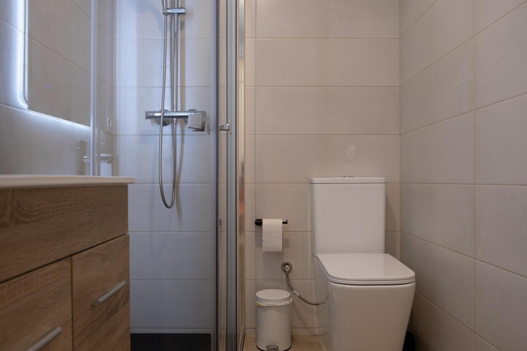Victoria's Modern And Cosy 2 Bedroom * Malaga