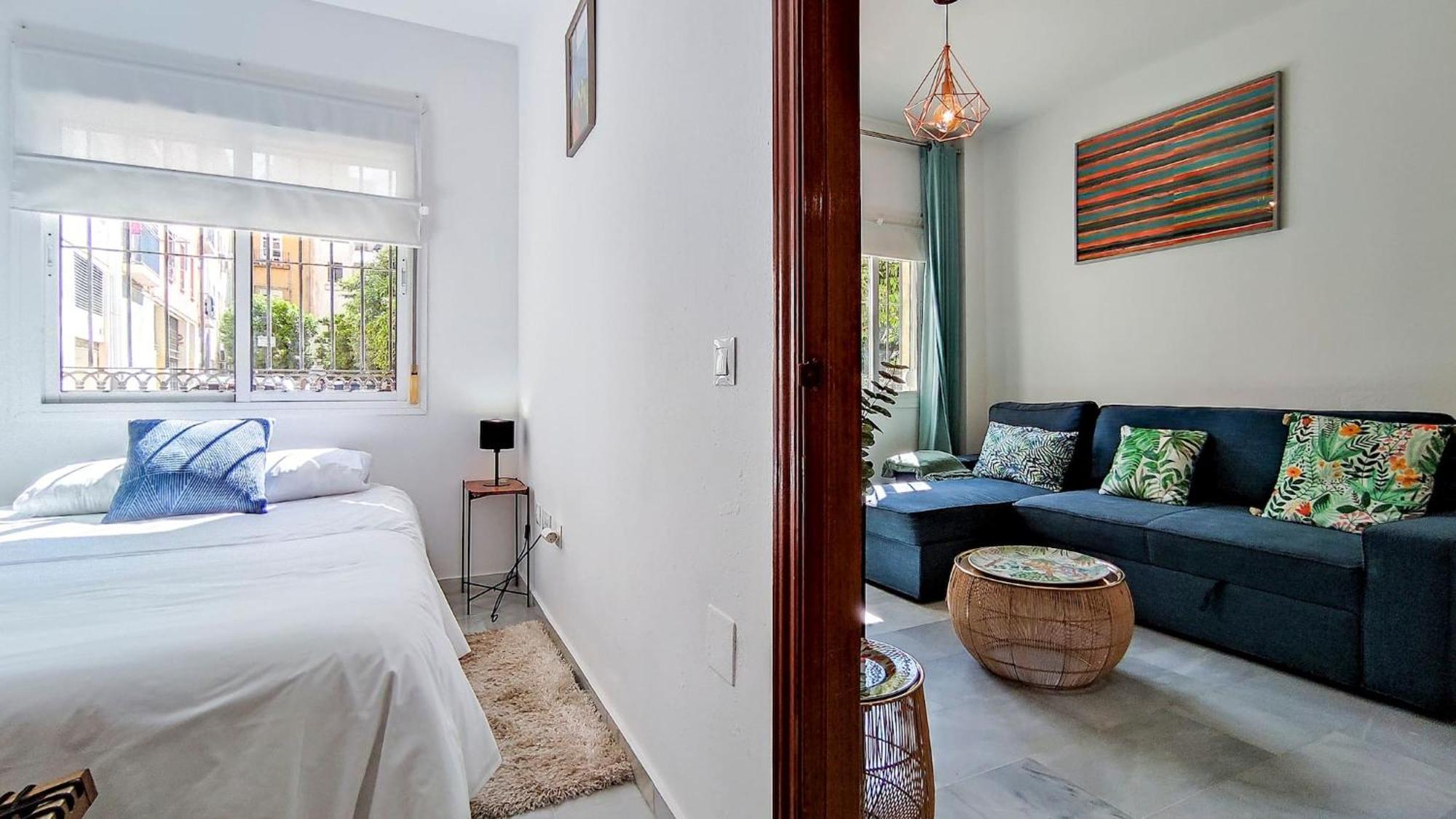 Apartment Plaza De Cristos Con Jardin By Sharingco *