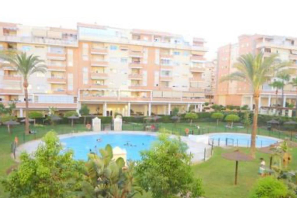 Apartamento Torre Atalaya-teatinos Capital Apartment