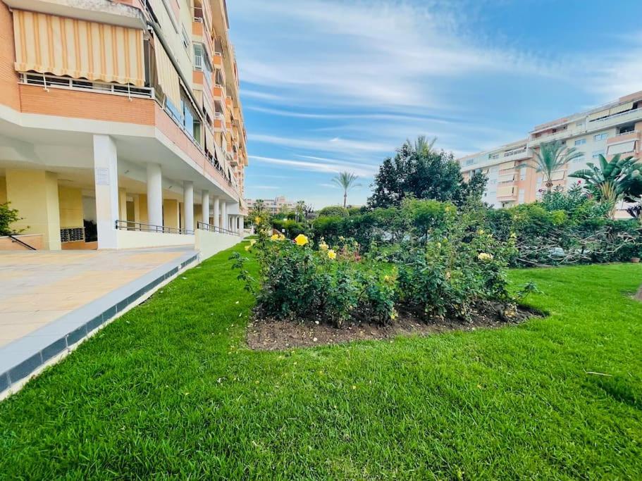 Apartamento Torre Atalaya-teatinos Capital Malaga