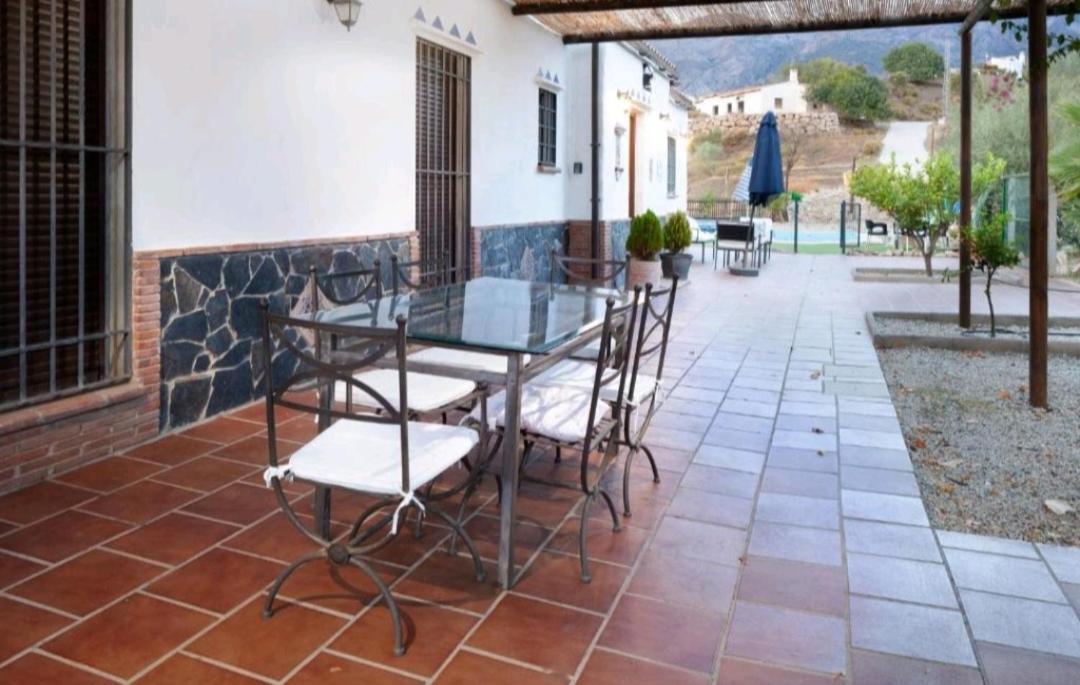 Casa La Vina De La Tireta * Malaga