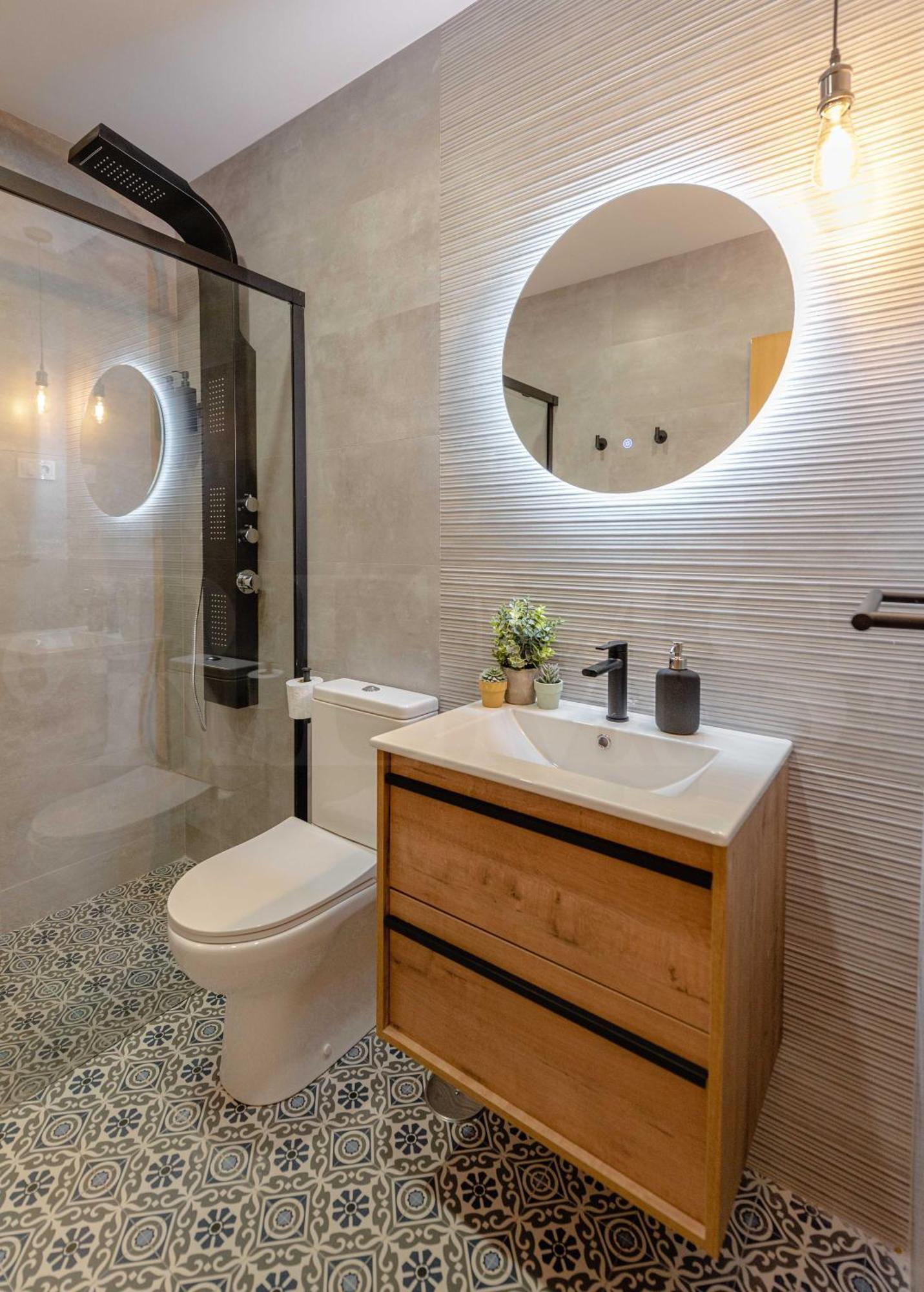Apartment Rooftop & Private Jacuzzi In The Center By Rems