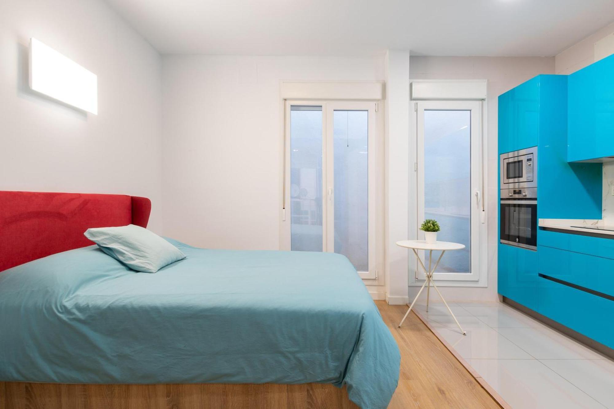 Maria Tubau Apartment