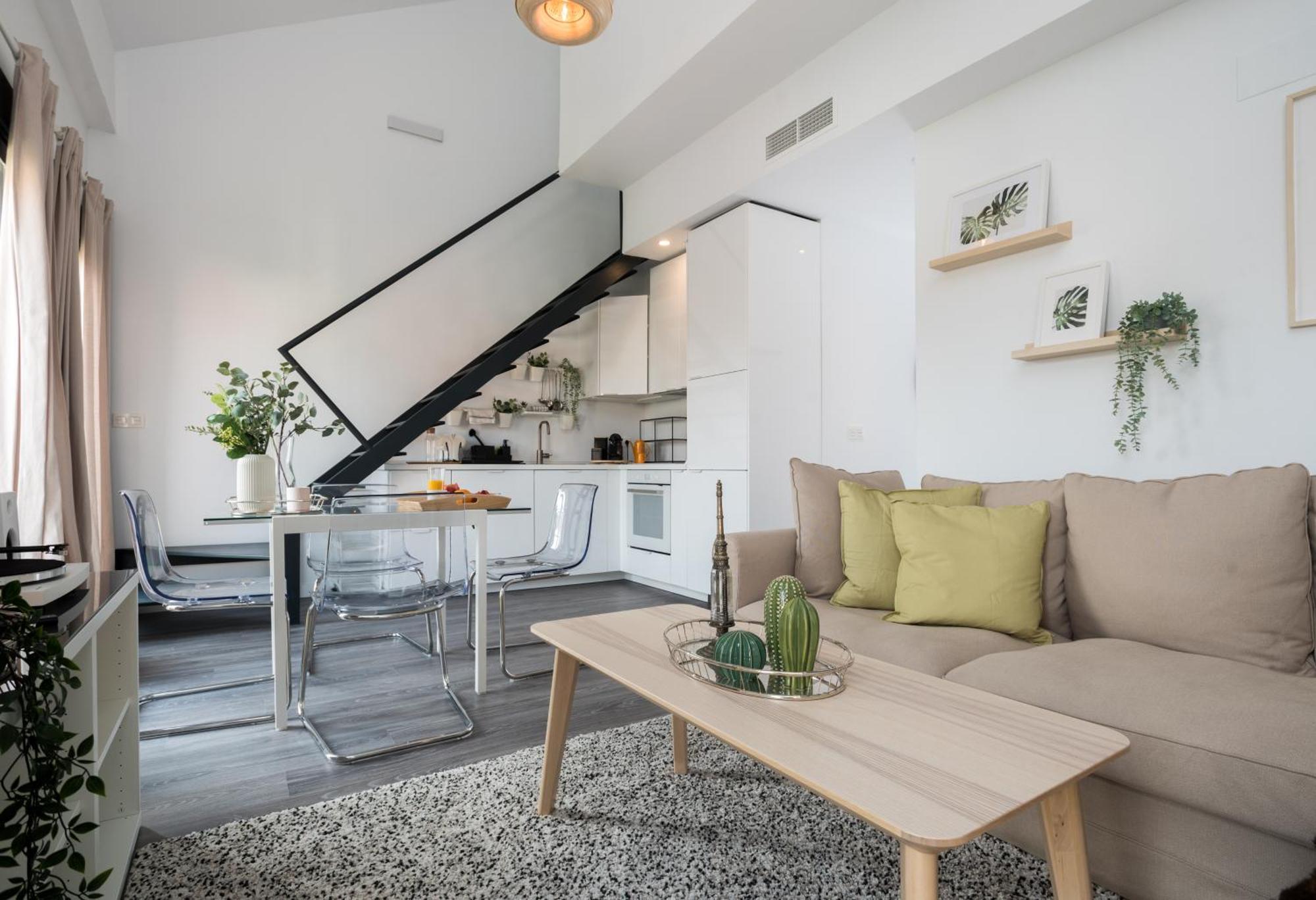 Duplex Buddha Centro Apartment *