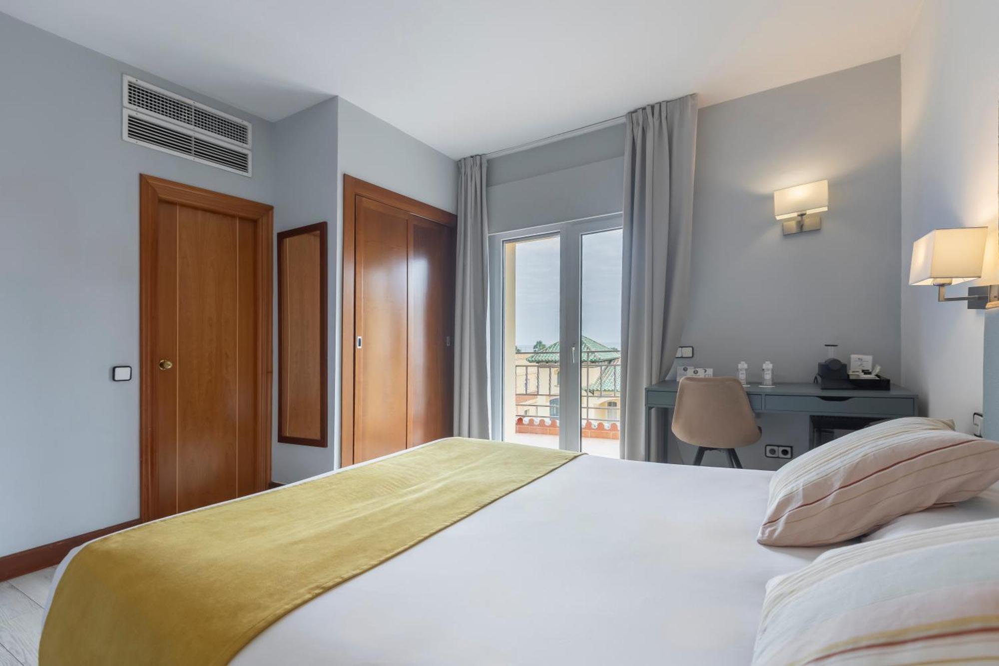 Soho Boutique Naranjos Hotel 3*