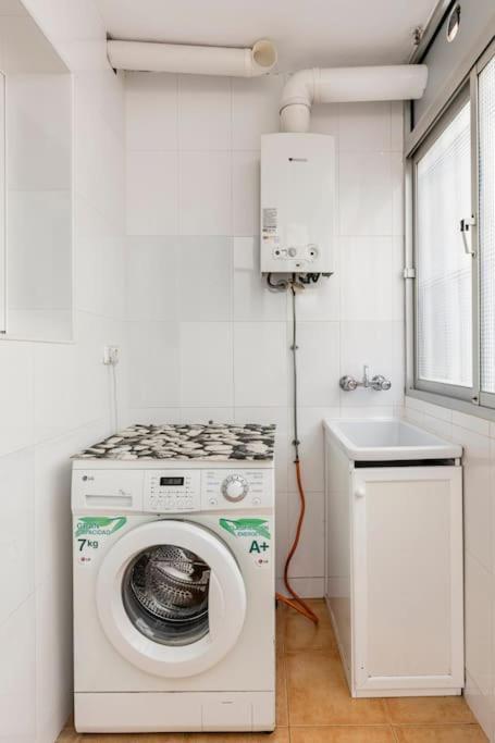 Amplio Piso Disfrutar Del Centro De Con Parking Gratuito Apartment *