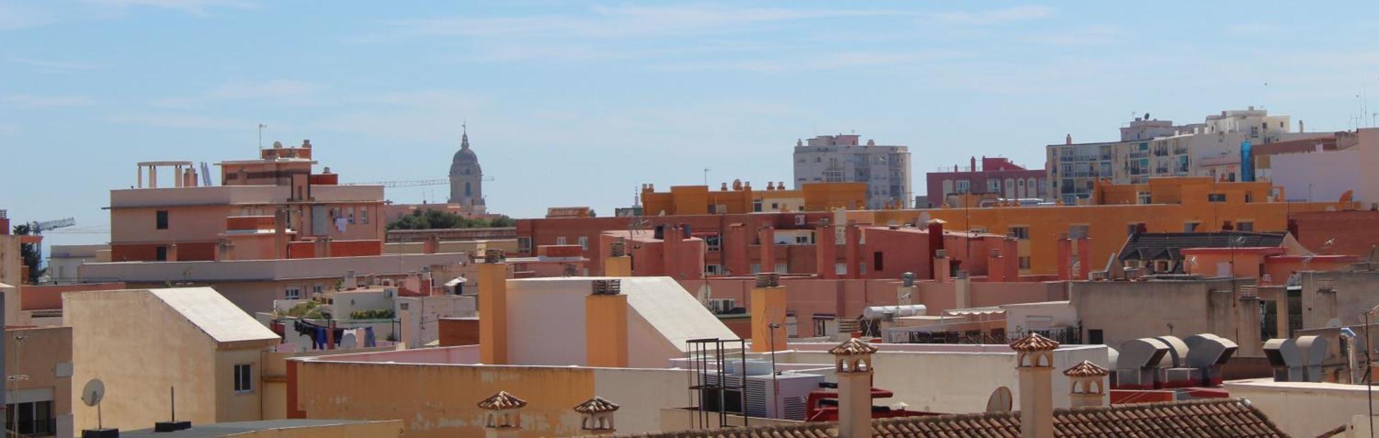 Rare Find! Skyline View-modern 6 Bed 2 Bath Flat In The Heart Of Homestay *