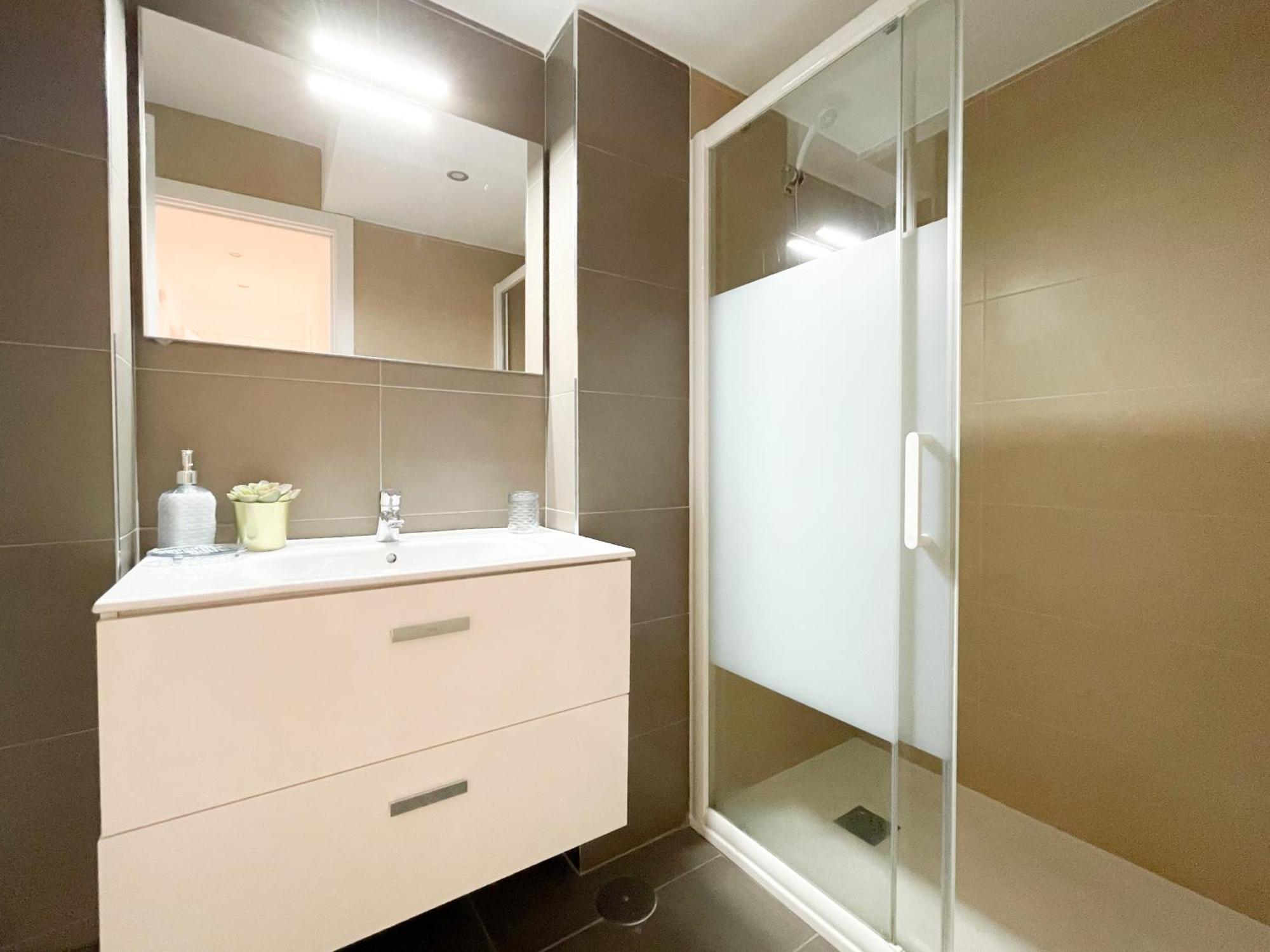 Apartment Moderno Plz De La Merced *