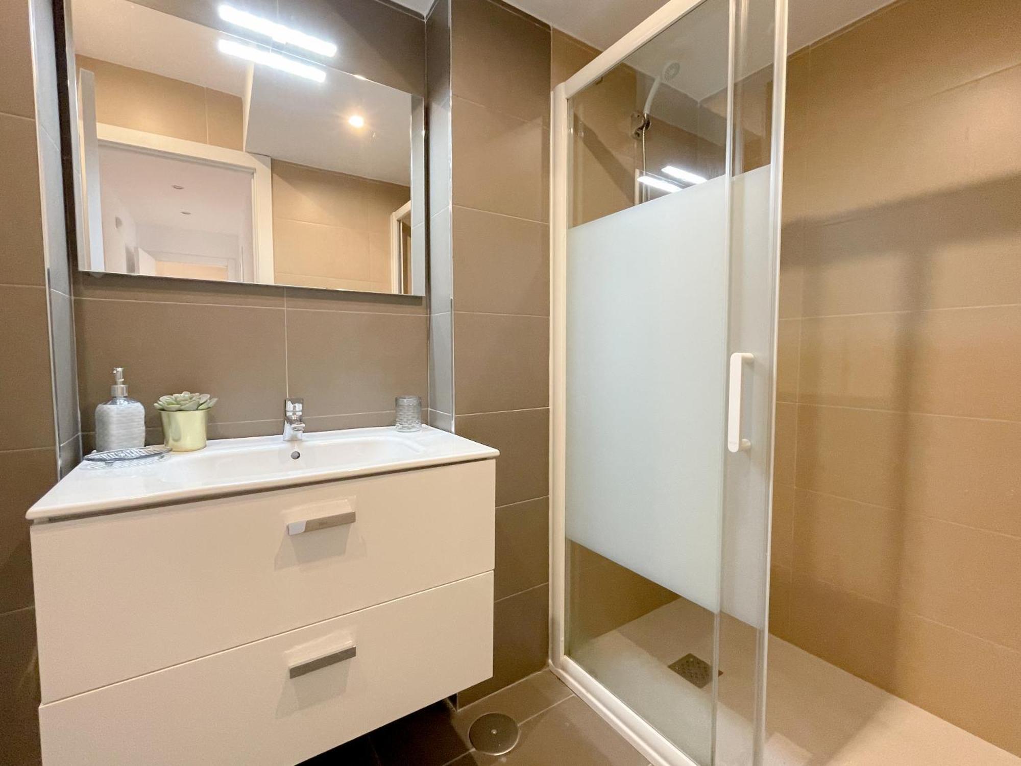 Apartment Moderno Plz De La Merced
