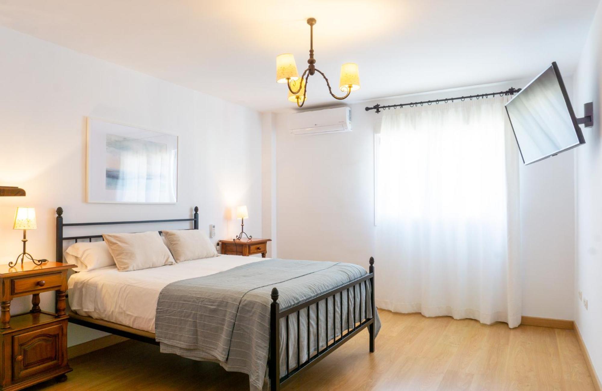 Holiday home House Pool & Parking Malaga