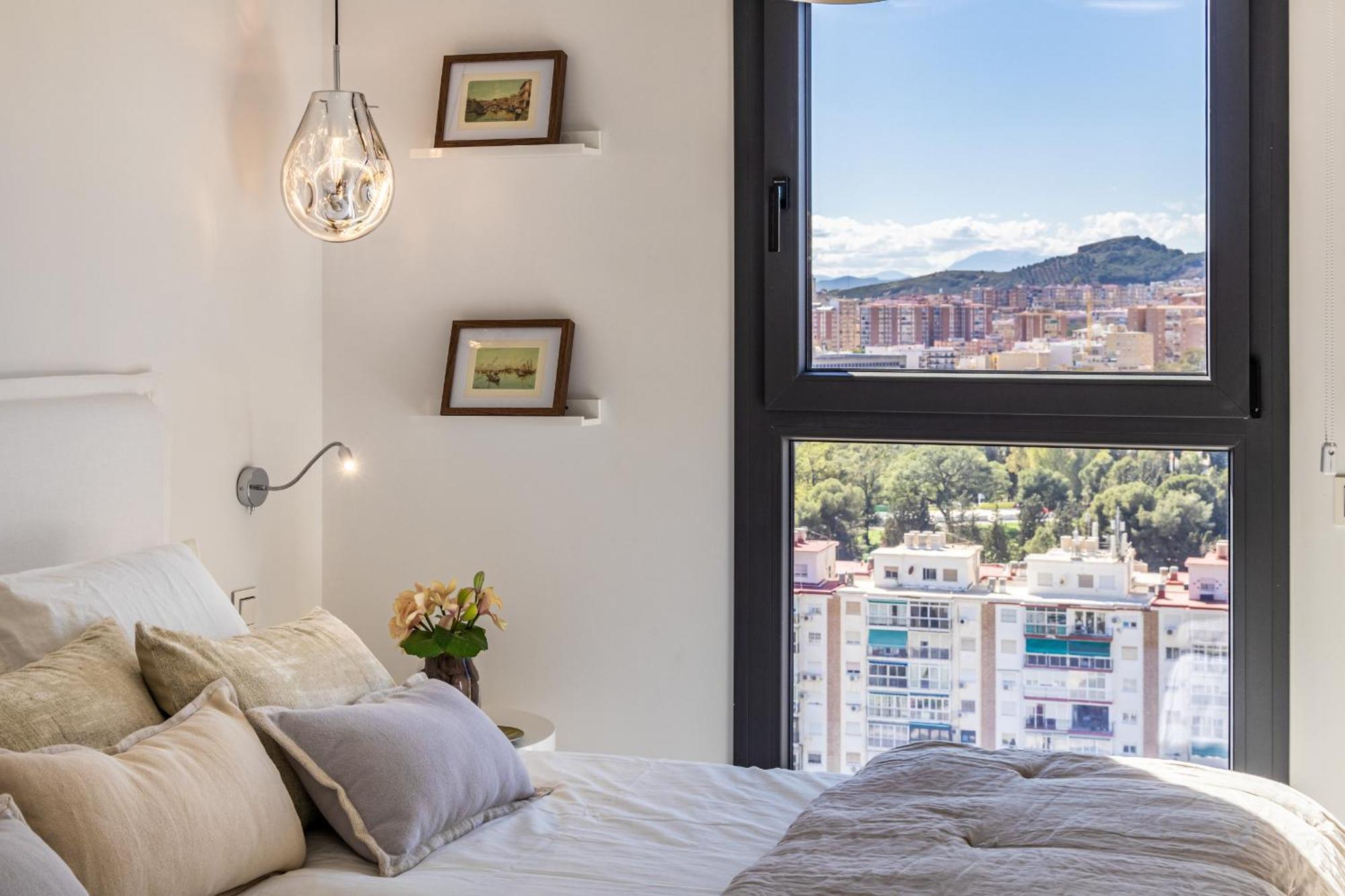 Vakantiehuis Skyline 4 Pool & Parking Free