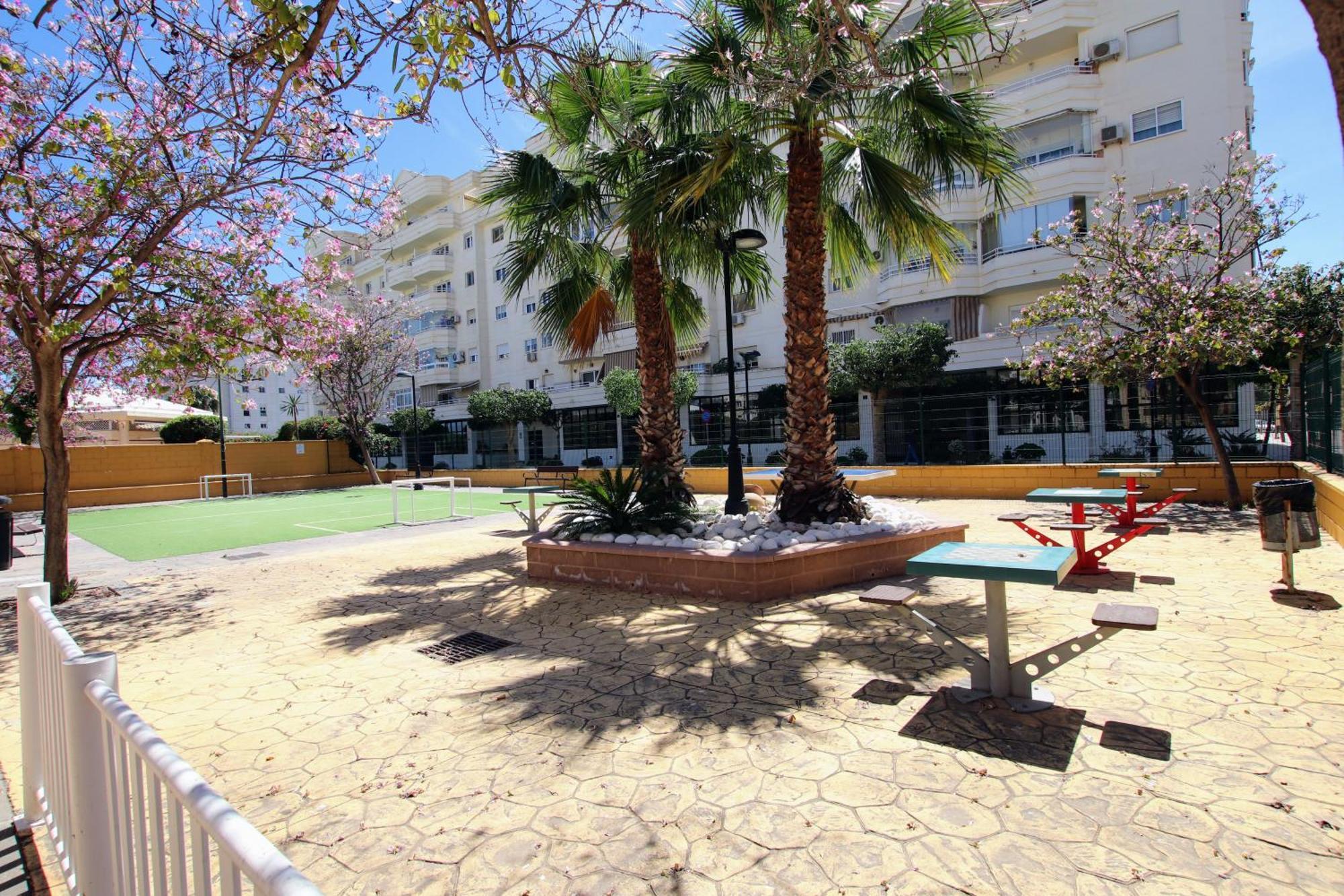 Tess Pacifico Apartment *