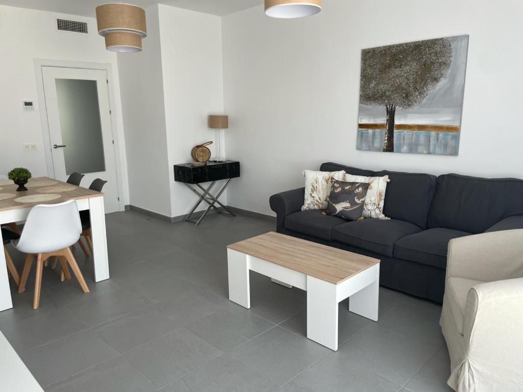 Apartment Piso Recinto Ferial En Teatinos *