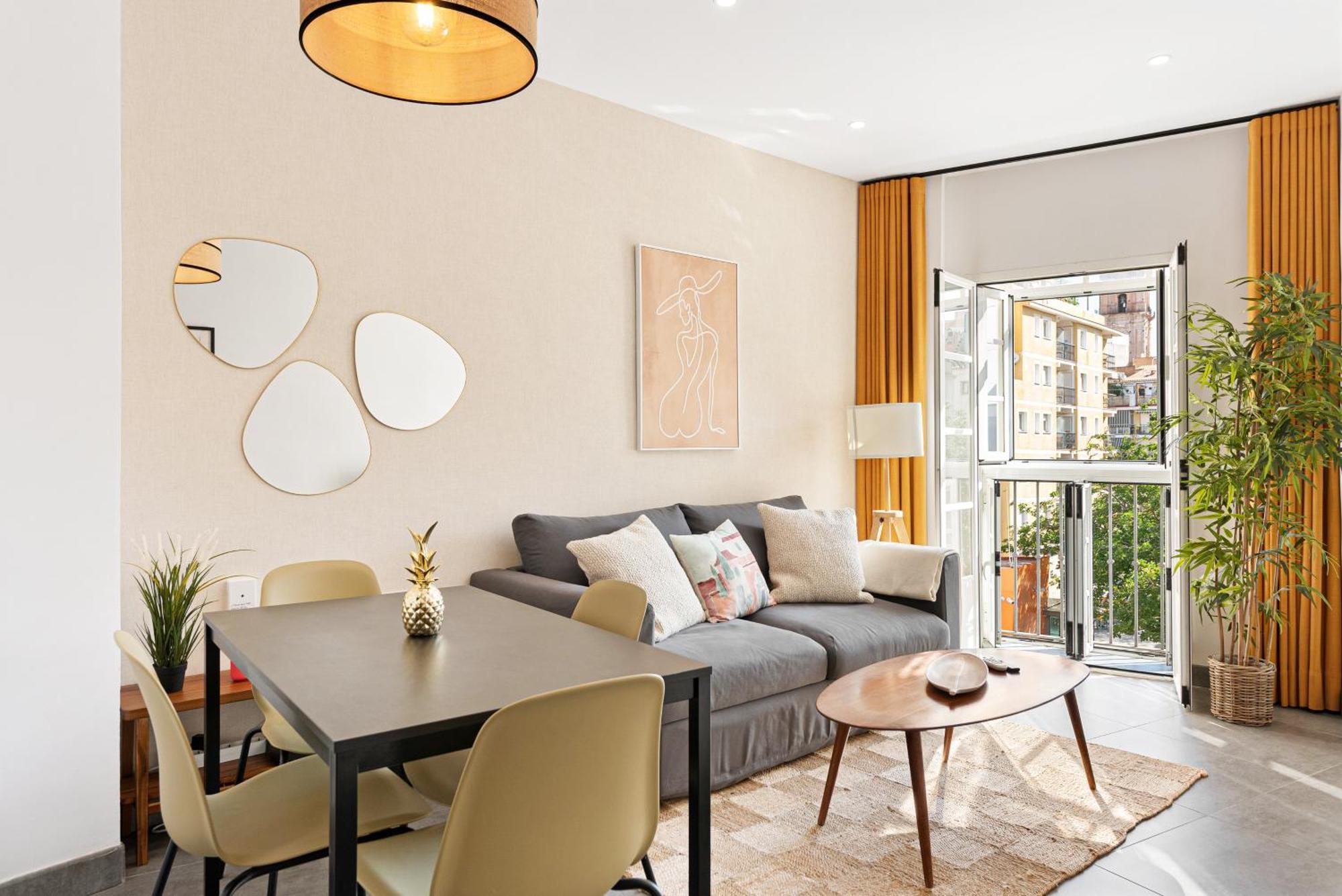 Apartment En El Corazon De By Pineapple Homes Malaga