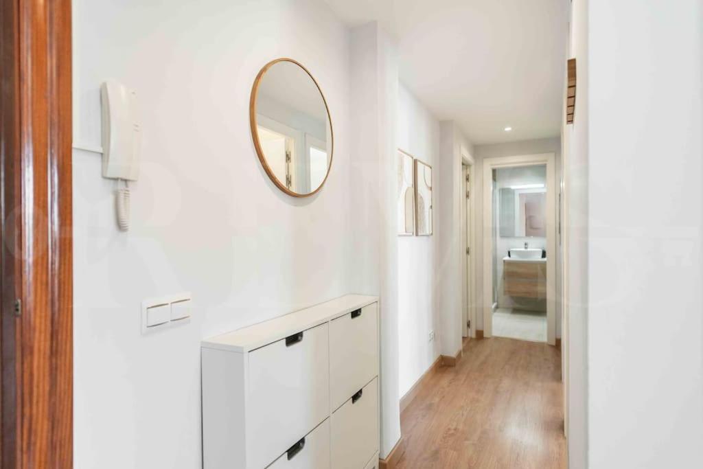 Commodious Near Center By Rems Apartment Malaga