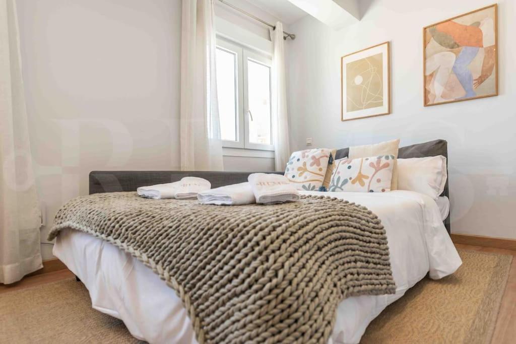 Commodious Near Center By Rems Apartment *