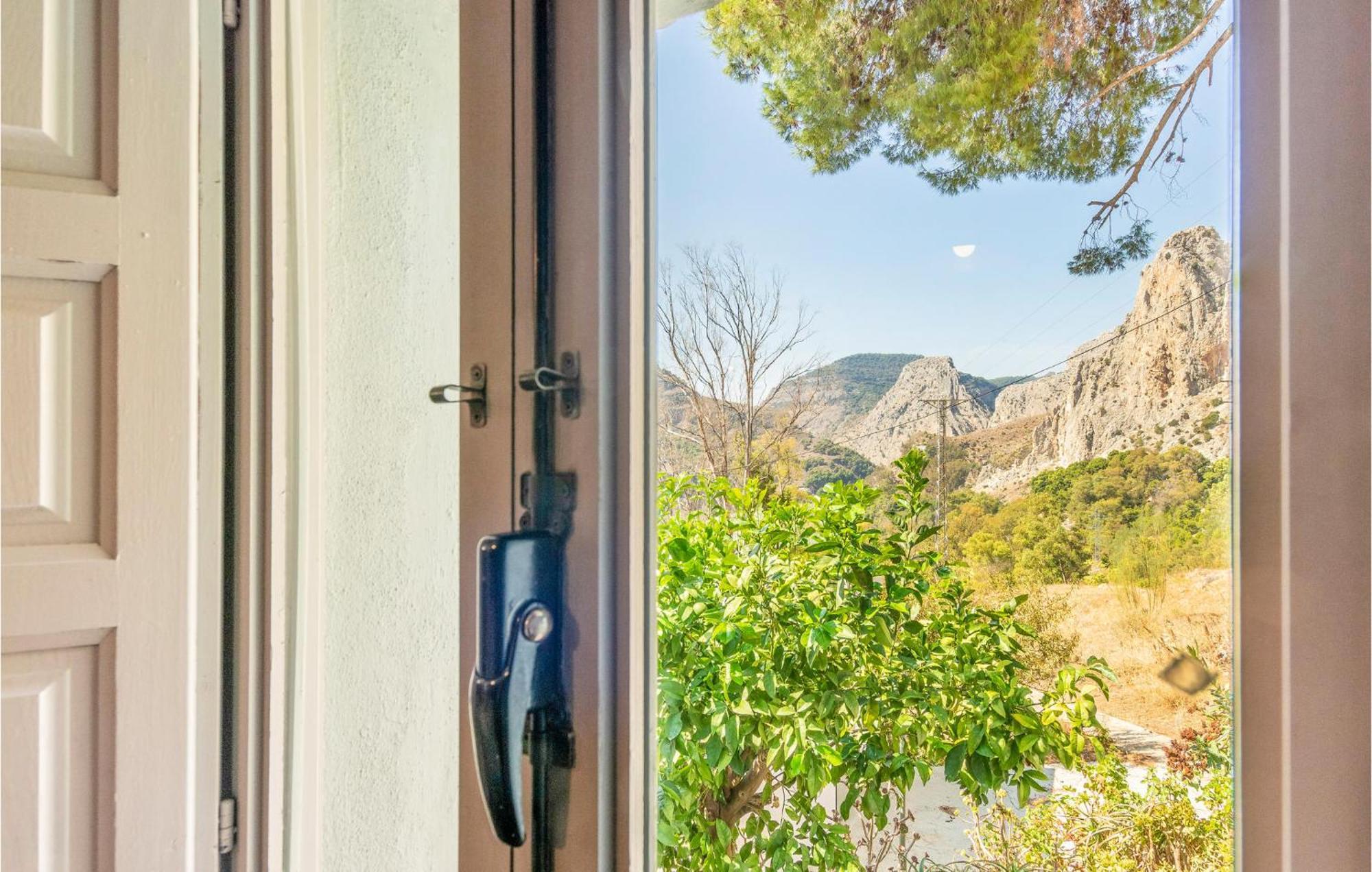 Holiday home Gorgeous In With Wifi *
