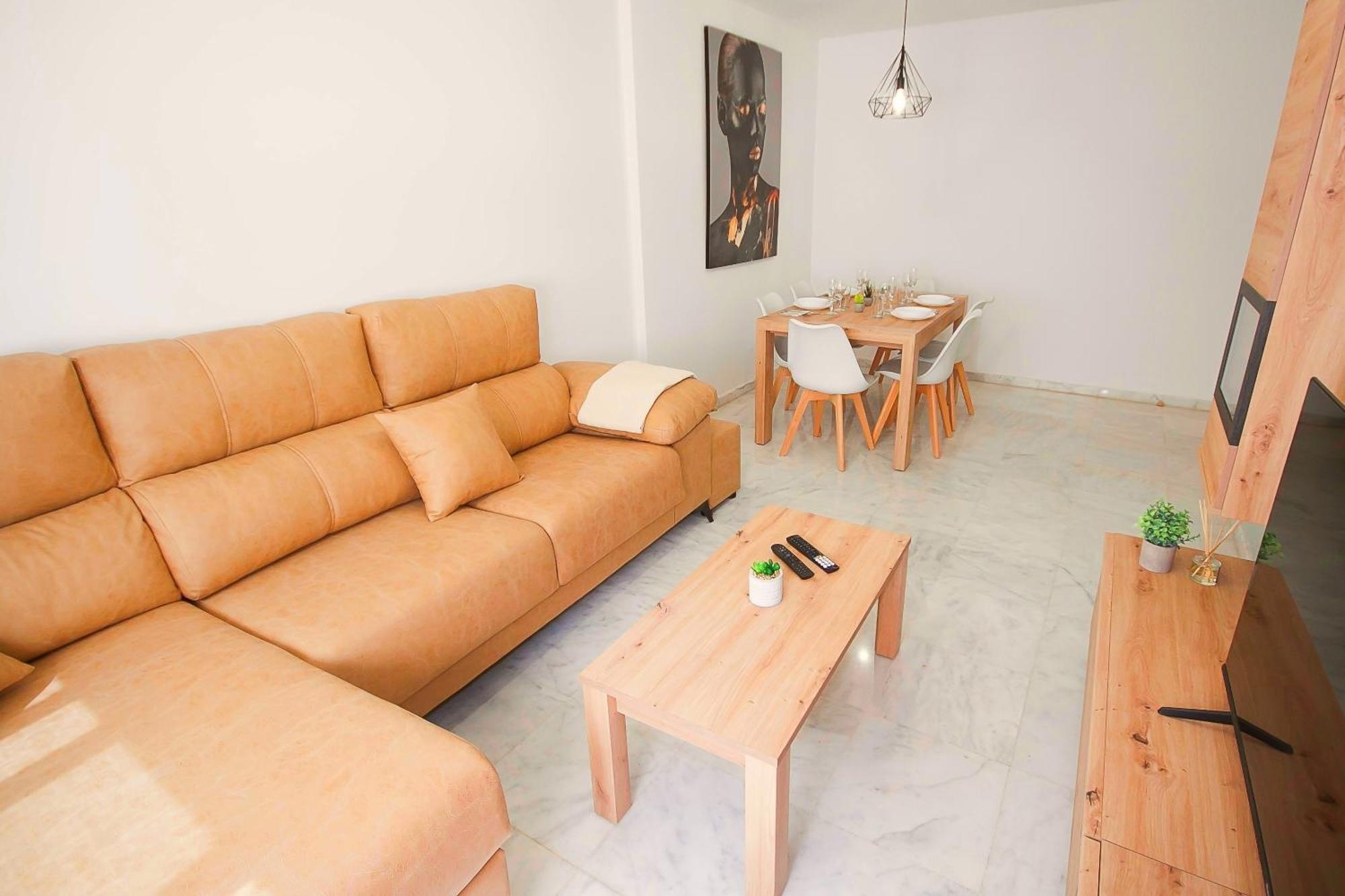 Appartement Ave Huelin 3rooms Con Parking Y Ac