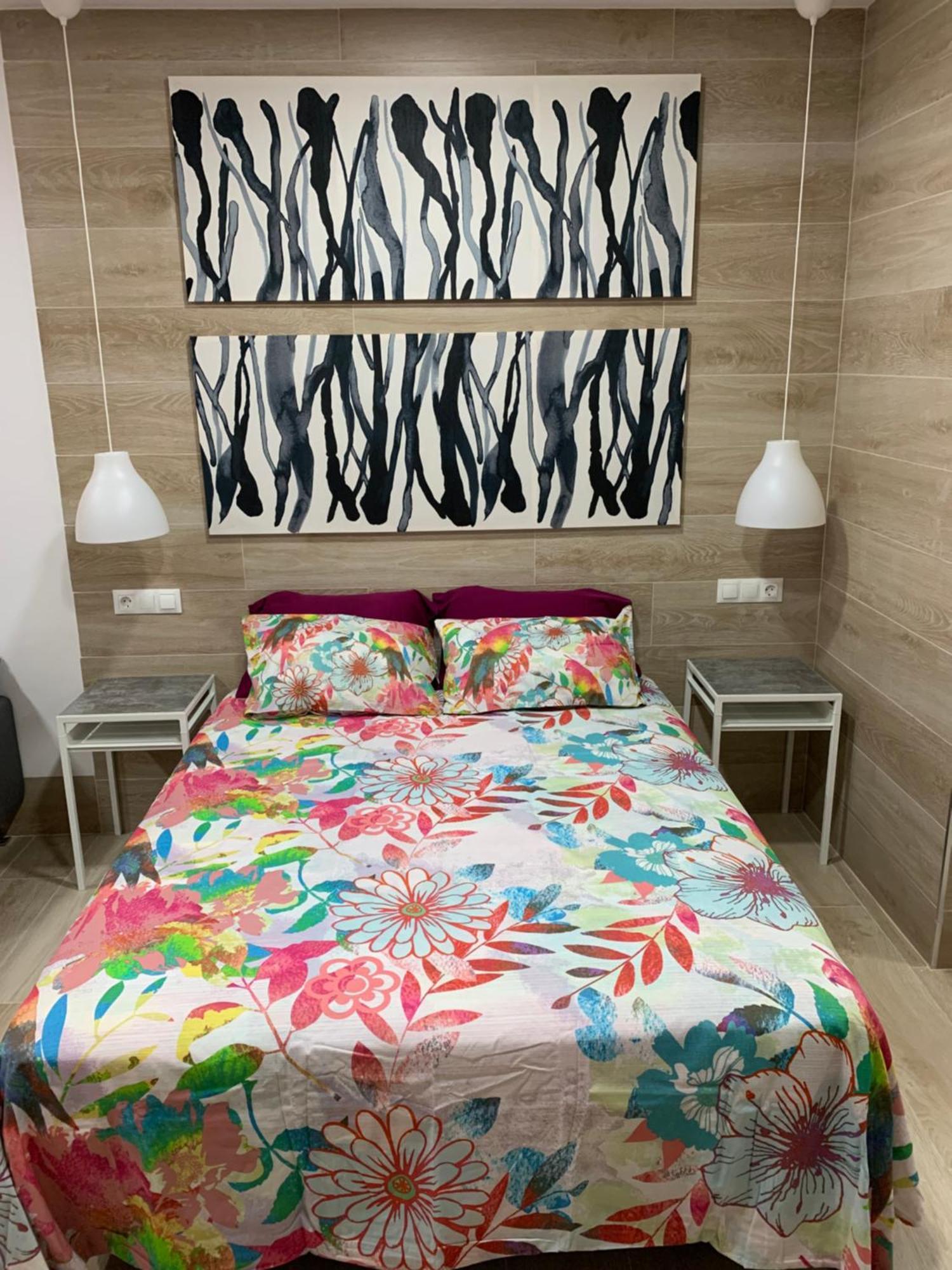 Apartment Loft A 3 Minutos De La Estacion De Bus Y Tren