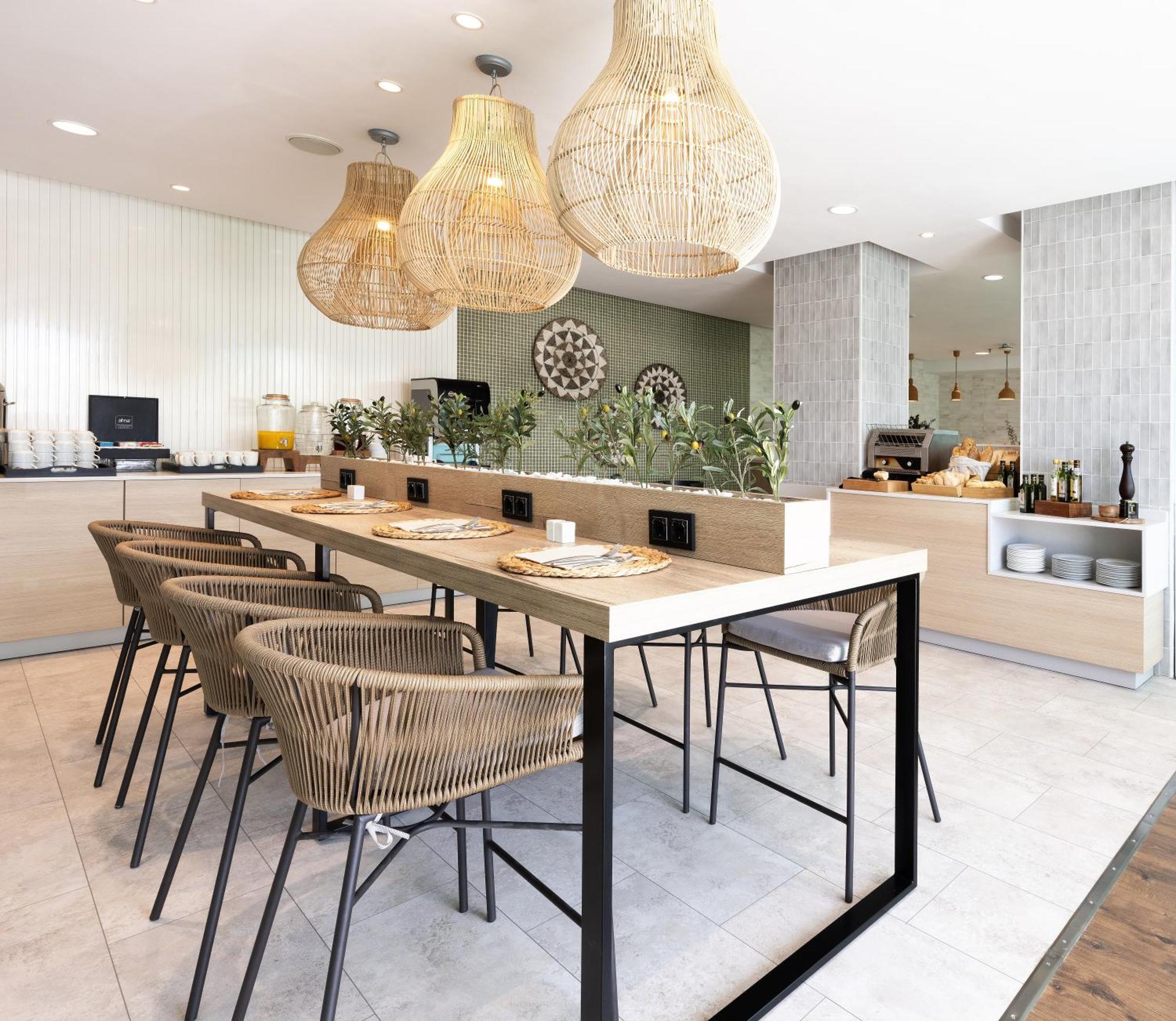 Alameda Centro Affiliated By Melia Hotel 4*