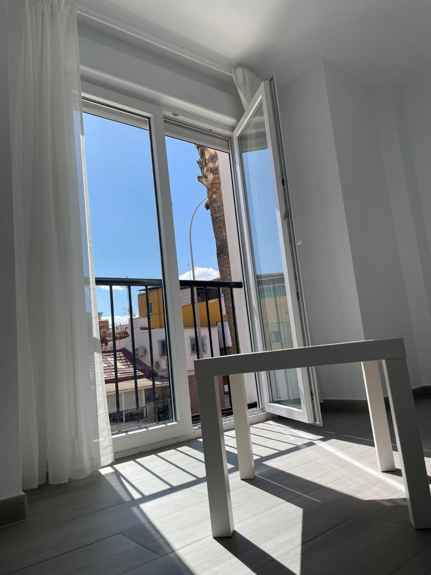 Maui En El Palo Apartment Malaga