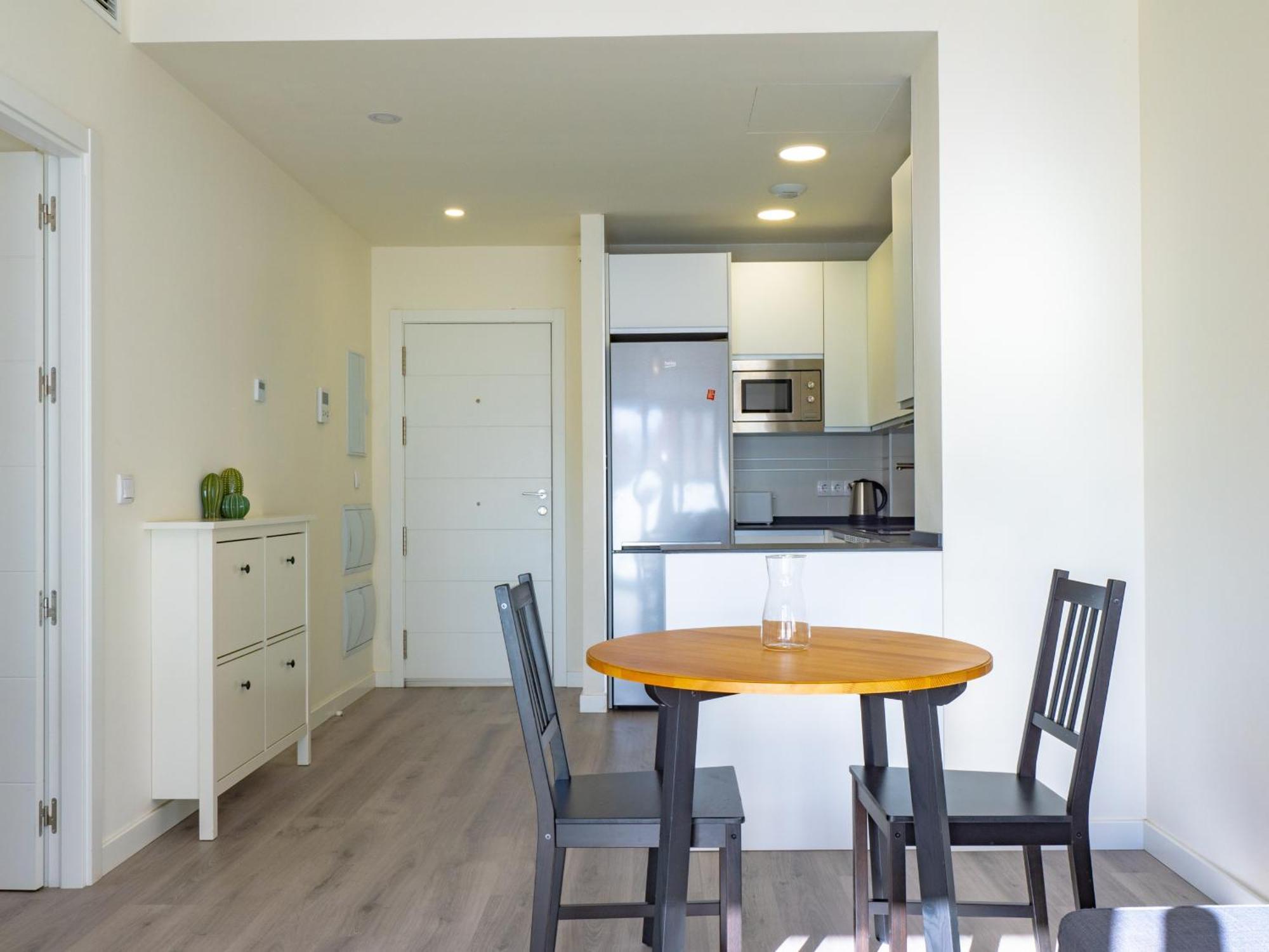 Cubo's La Union Pool & Parking Apartment *