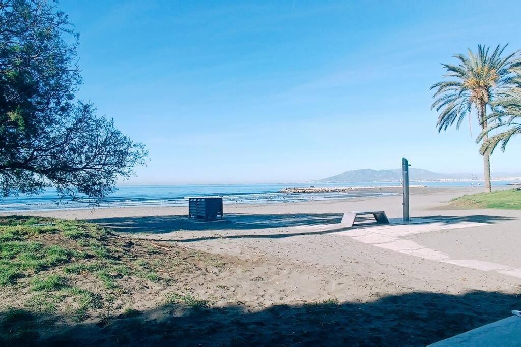 Banda Del Mar 0 *