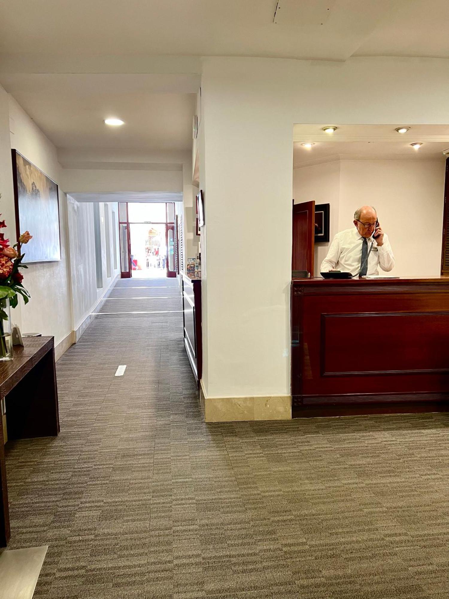 Carlos V Hotel Malaga