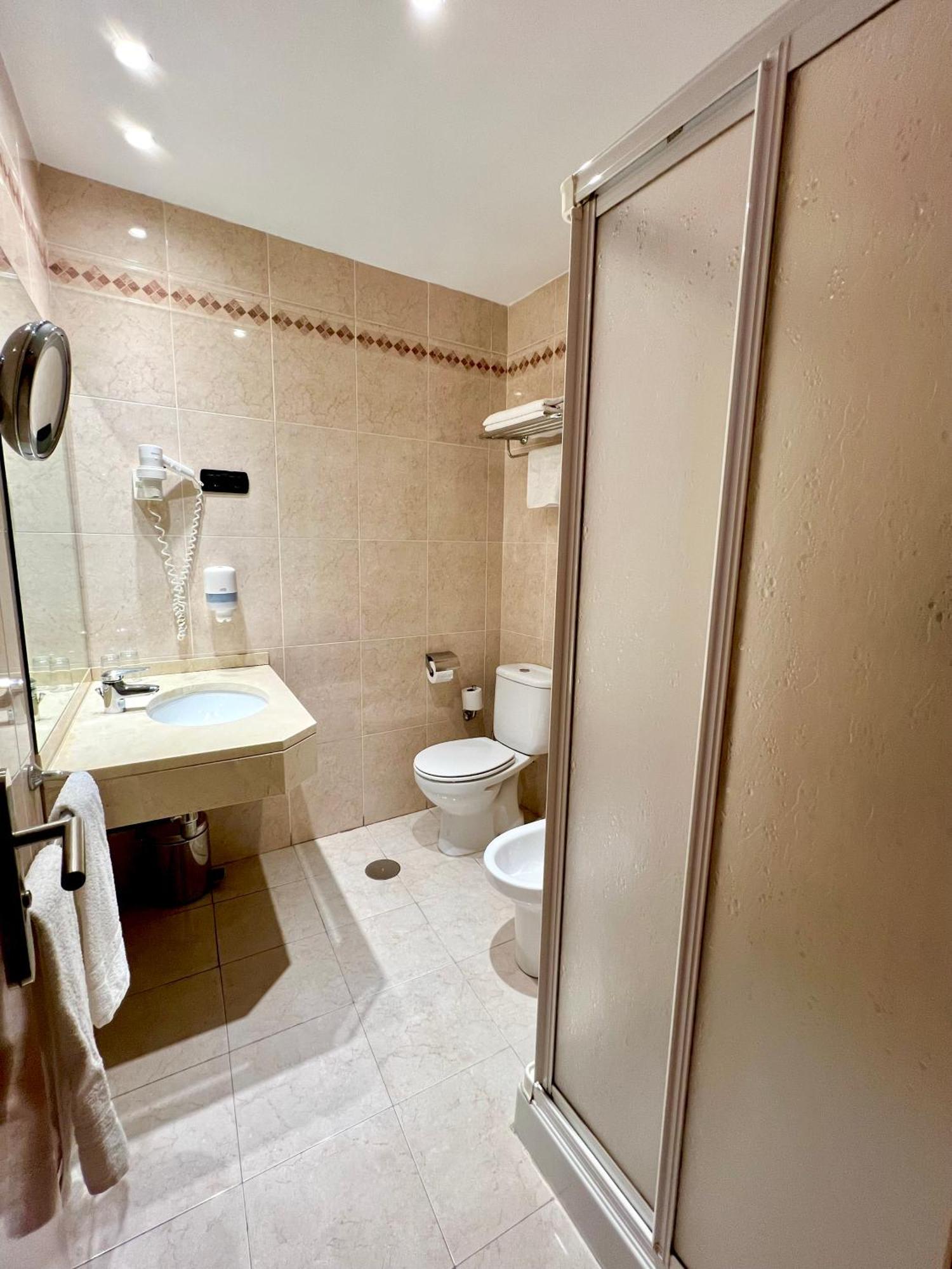 Carlos V Hotel