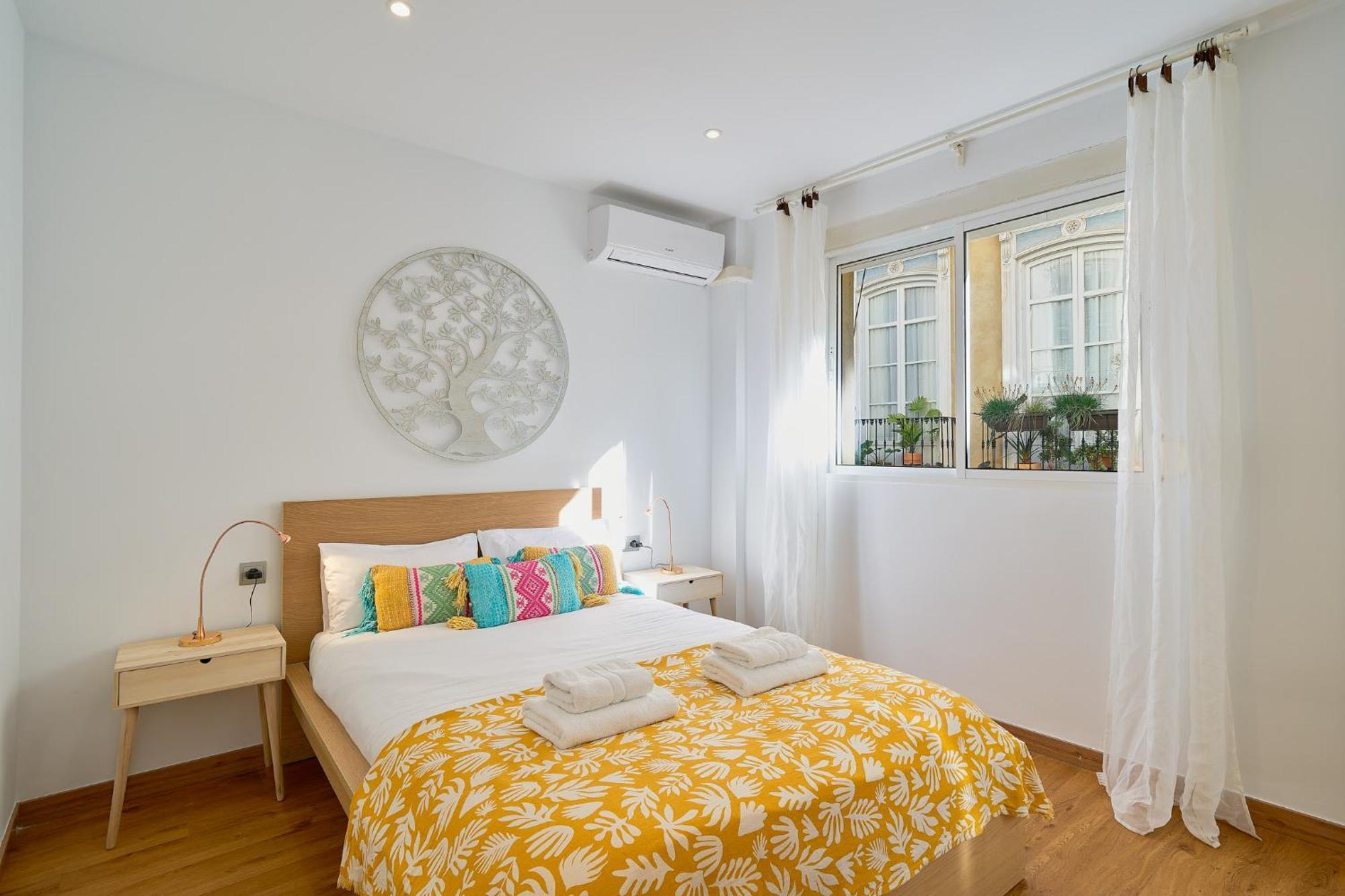 Green Home Malaga Apartment *