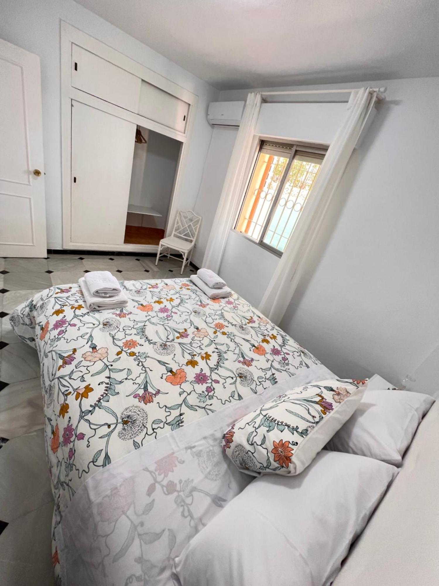 Apartamento La Gran Playa,piscina Terraza Y Parking 8 Personas *