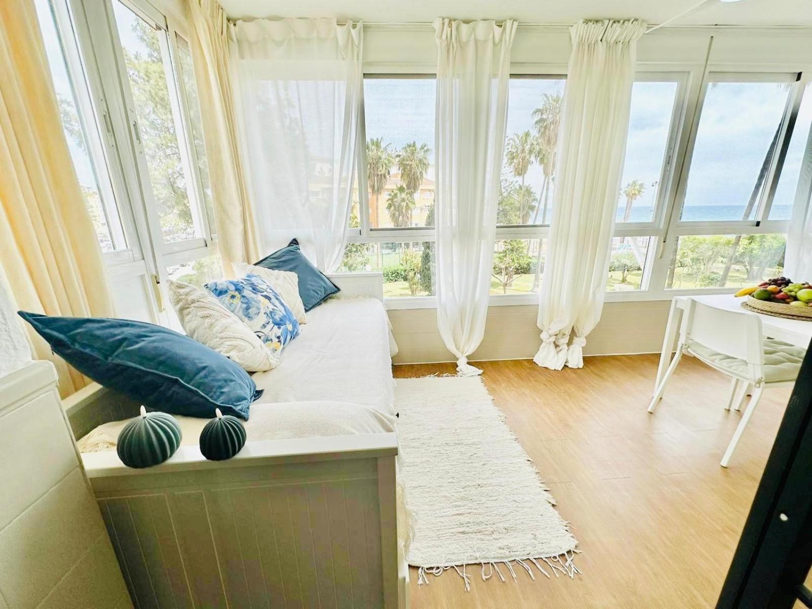 Estudio Pepa Luna Algarrobo Malaga