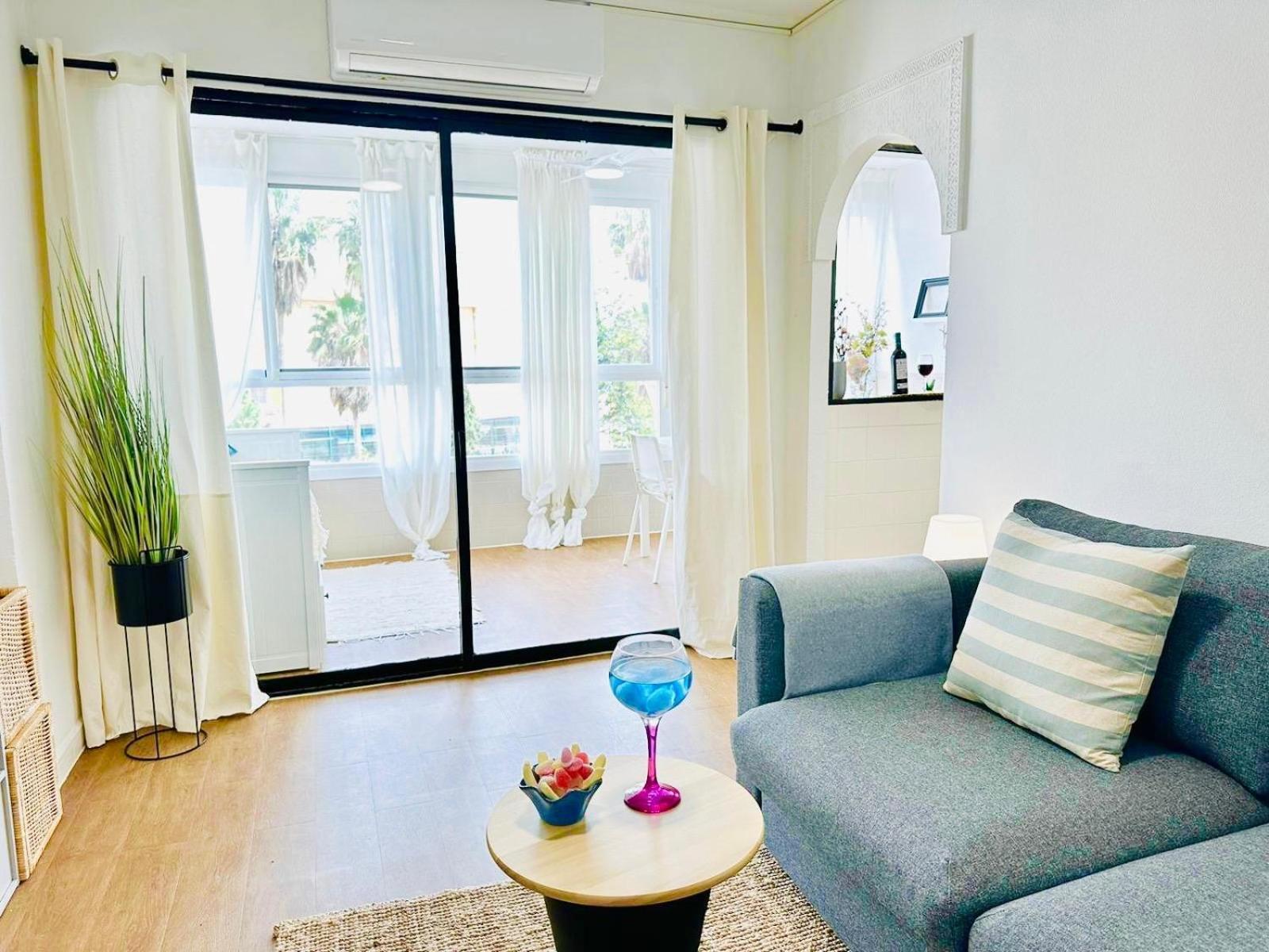 Estudio Pepa Luna Algarrobo Apartment