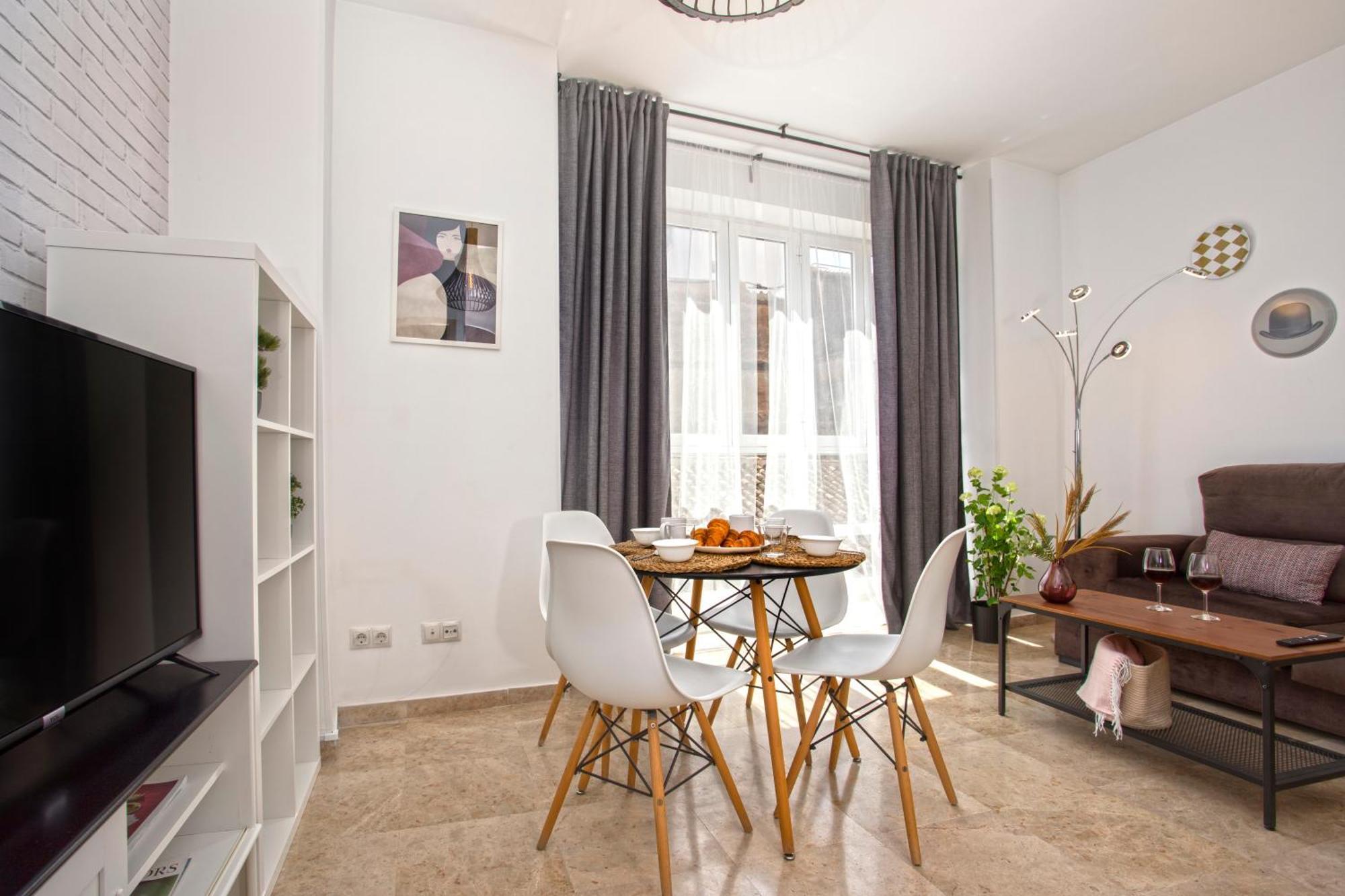 Precioso En Pleno Centro By Rent Me Apartamento