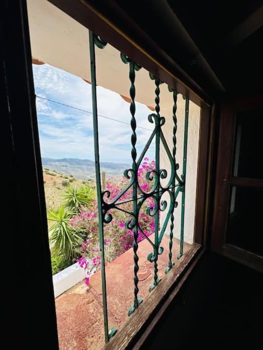 Oceana View Private Pool & Sauna & Netflix Holiday home Malaga
